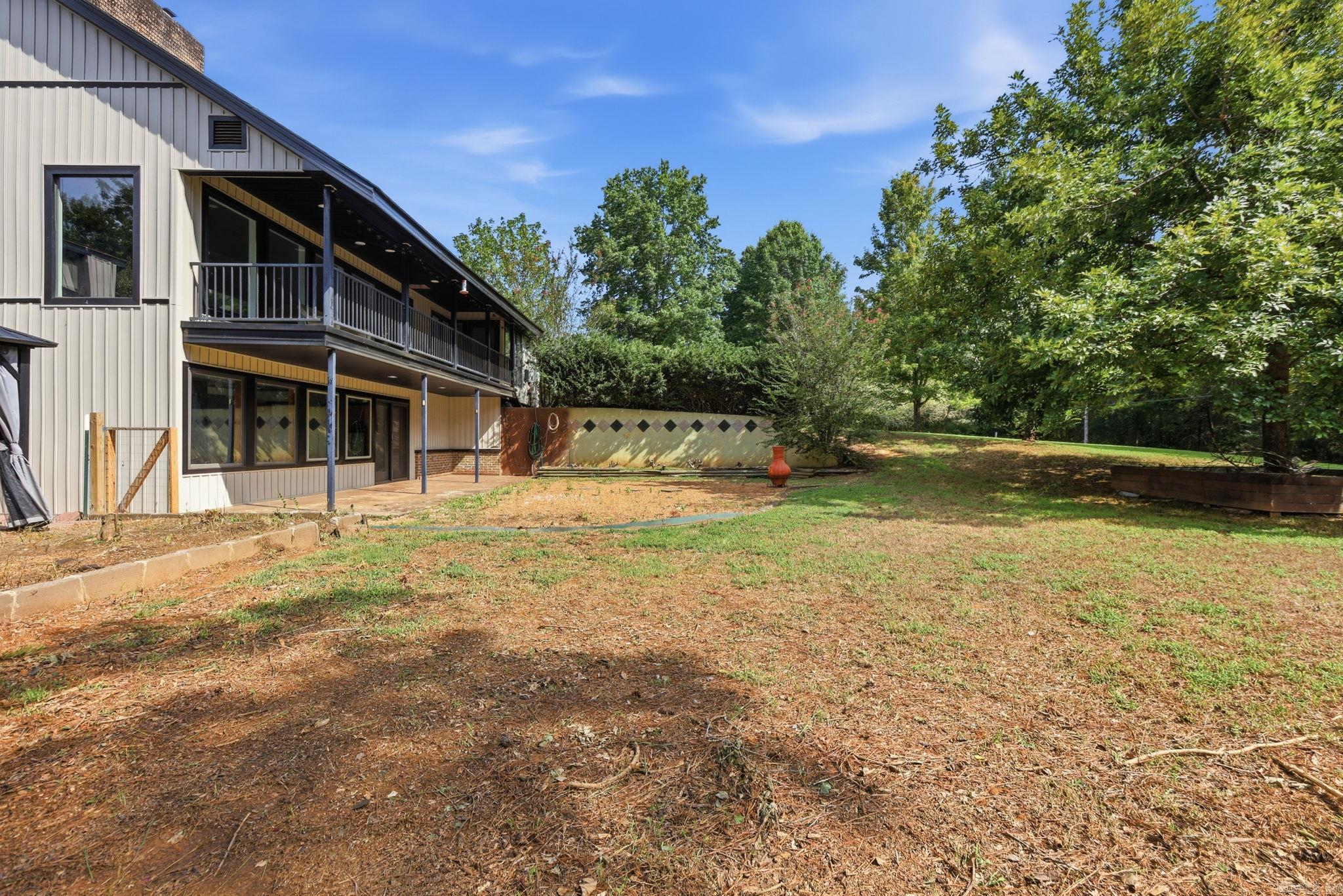 18 Robinwood Drive Property Photo 49