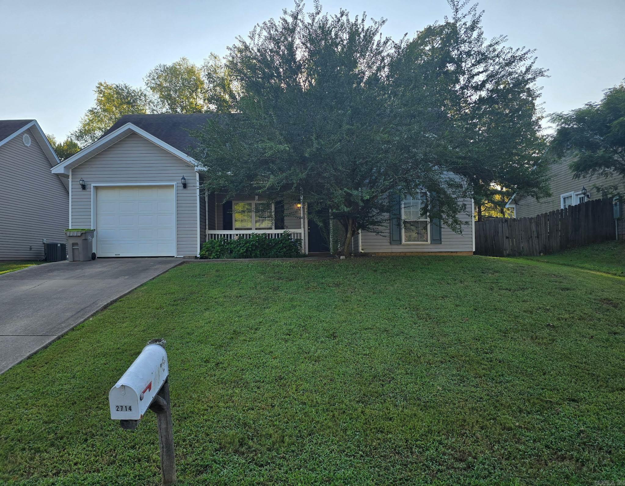 2714 Gage Drive Property Photo 1