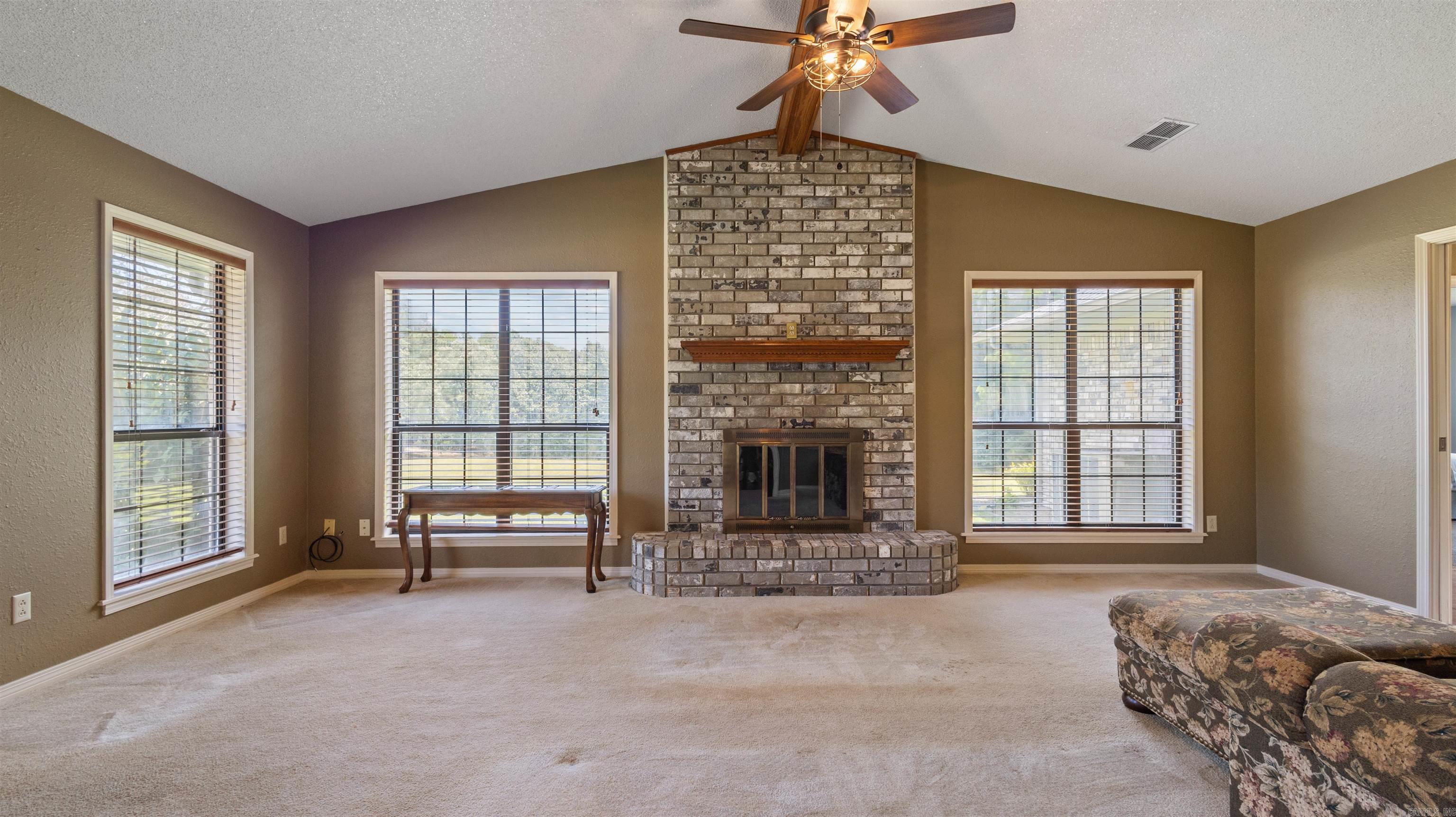 1070 Cr 3772 Property Photo 2