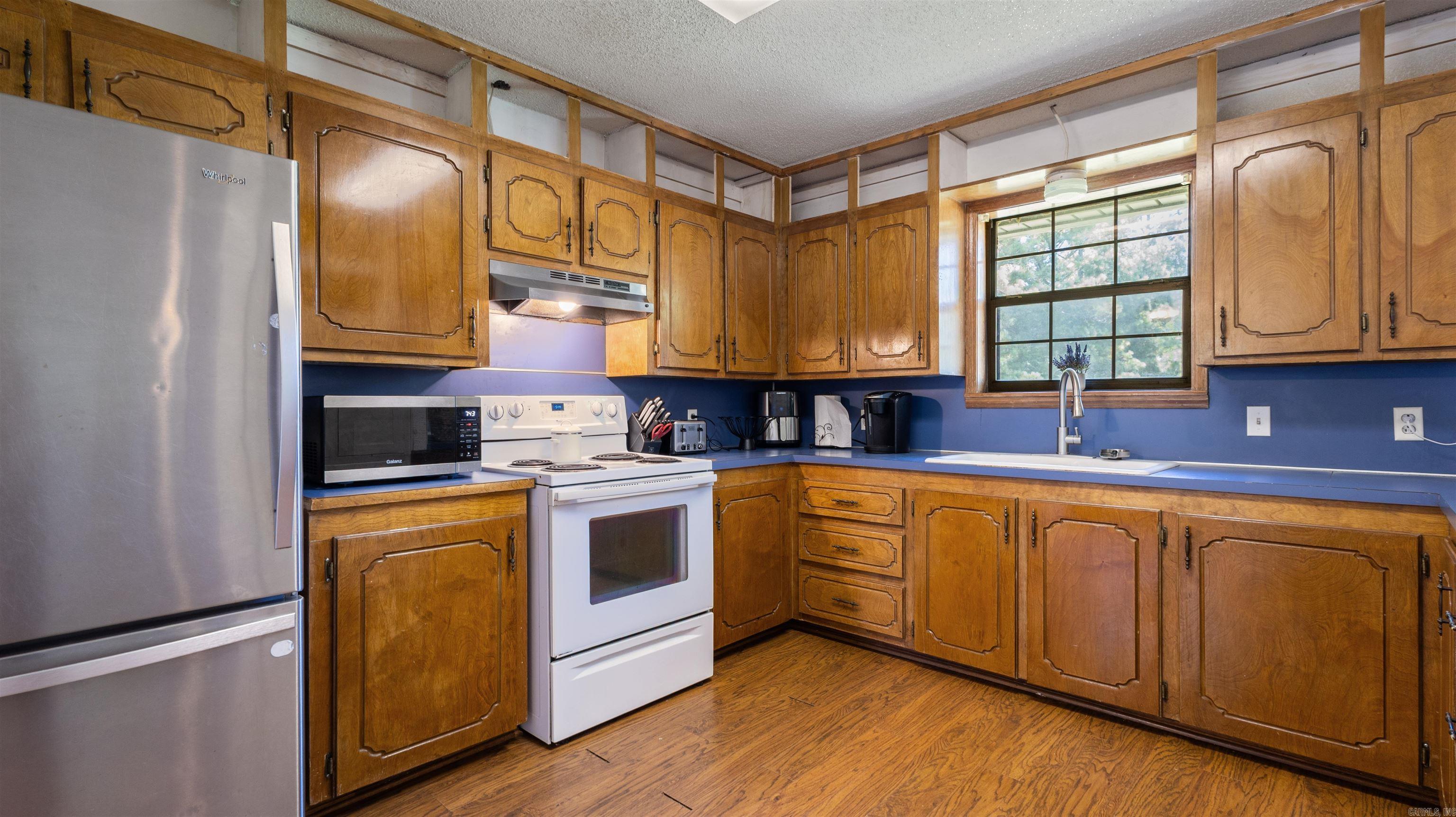 1070 Cr 3772 Property Photo 3