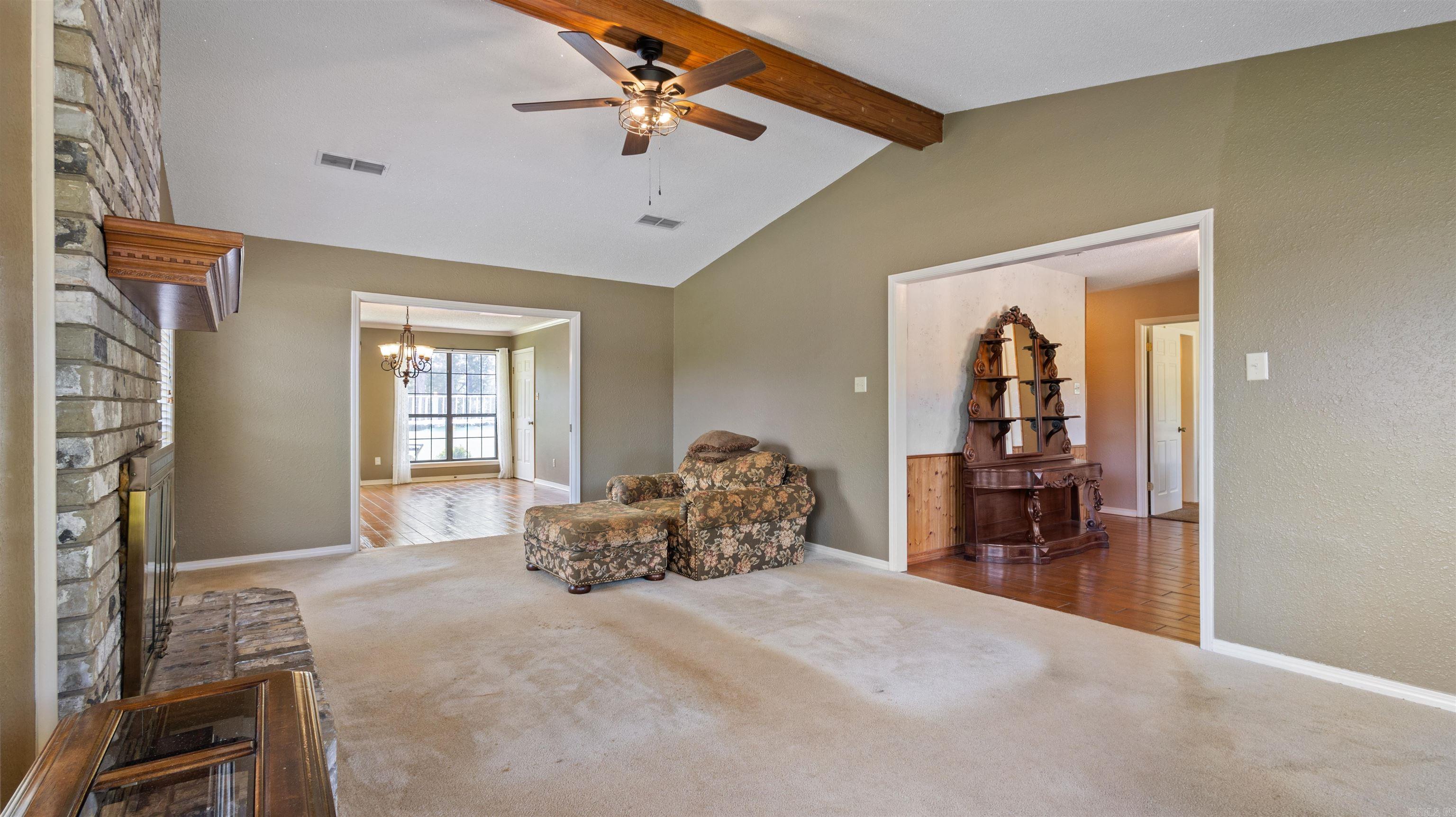 1070 Cr 3772 Property Photo 4