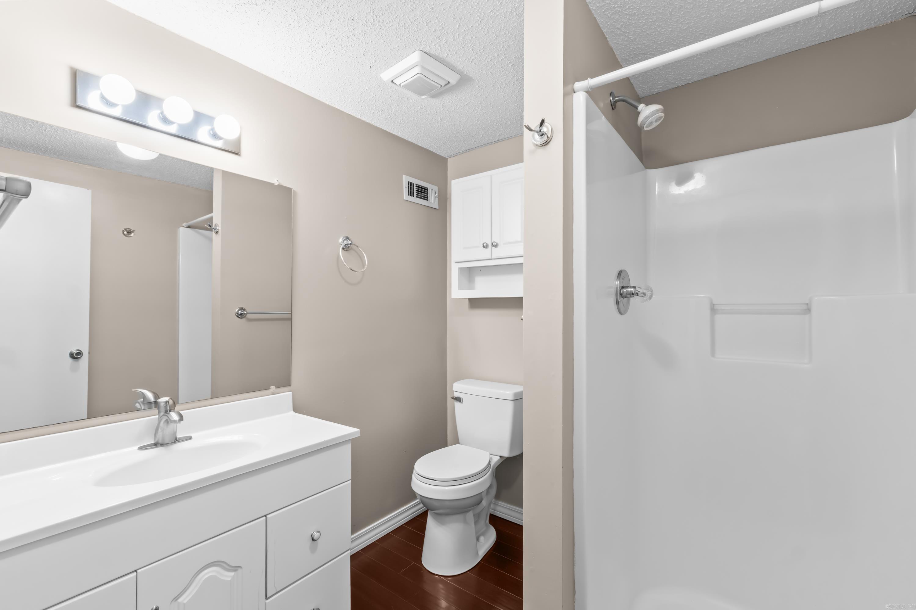 401 Westwood Drive Property Photo 23