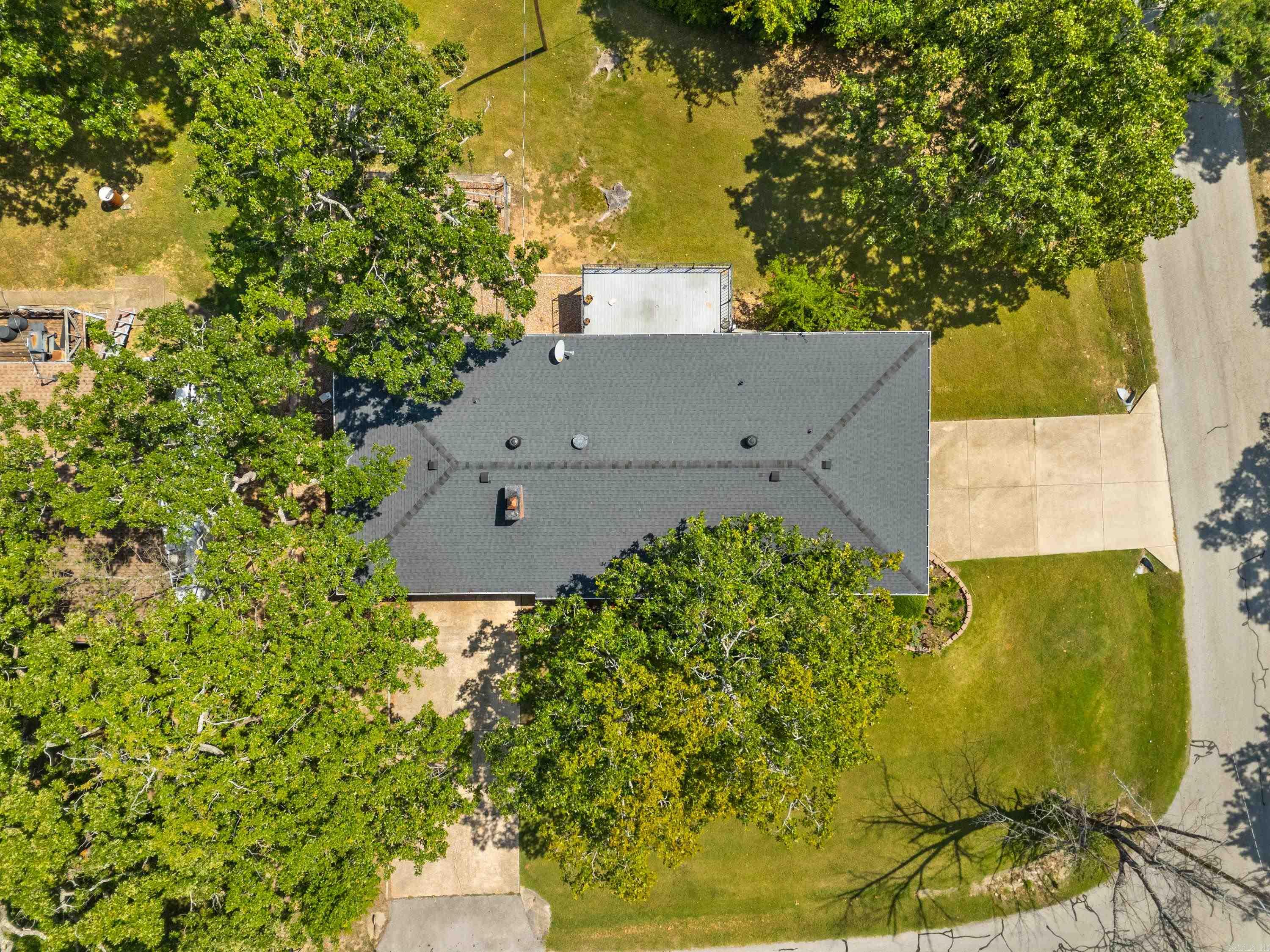 401 Westwood Drive Property Photo 38