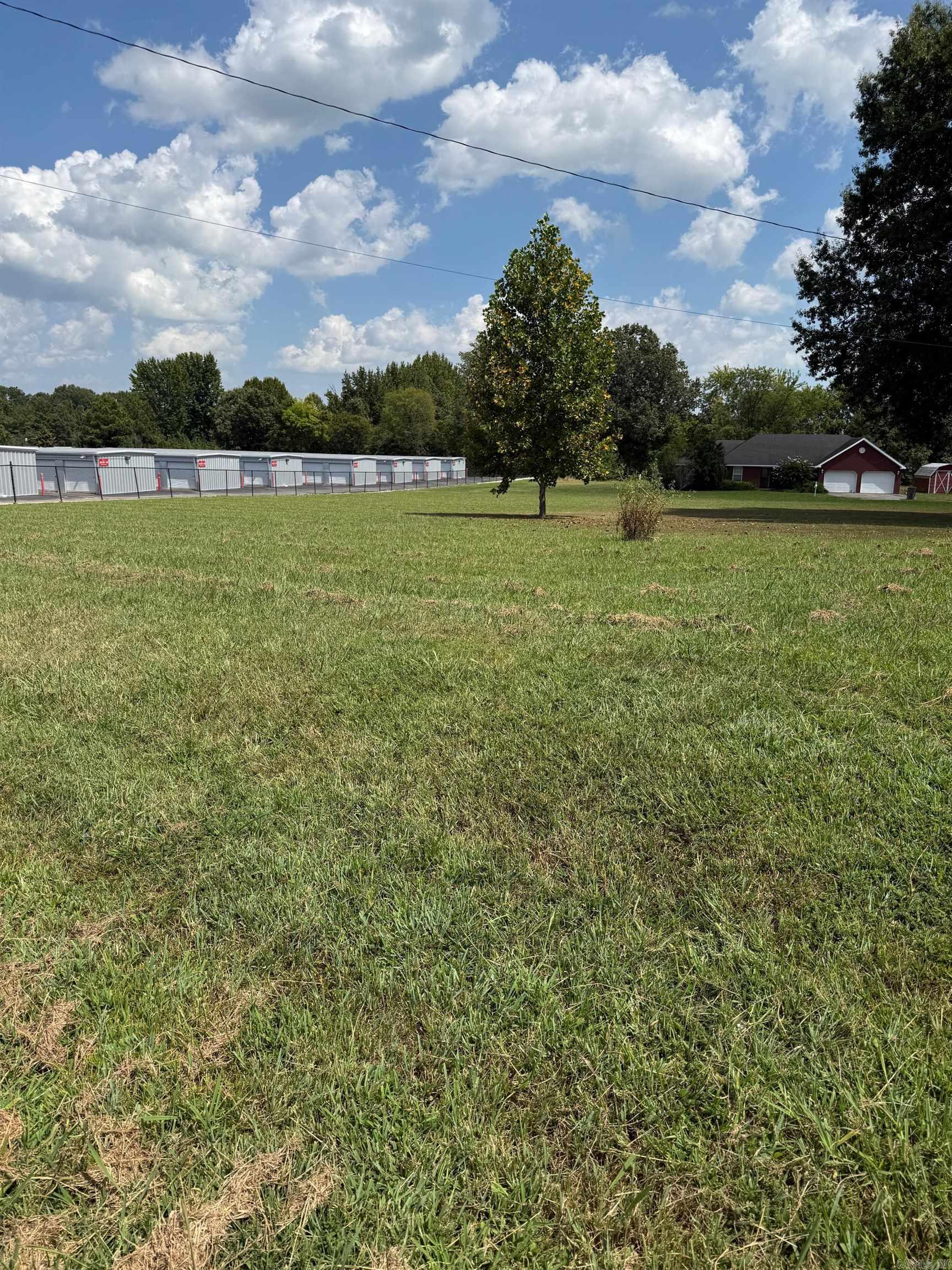 3901 & 3809 Linwood Drive Property Photo 4