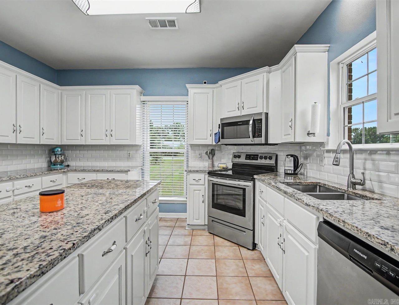 44 Bradley Lane Property Photo 14