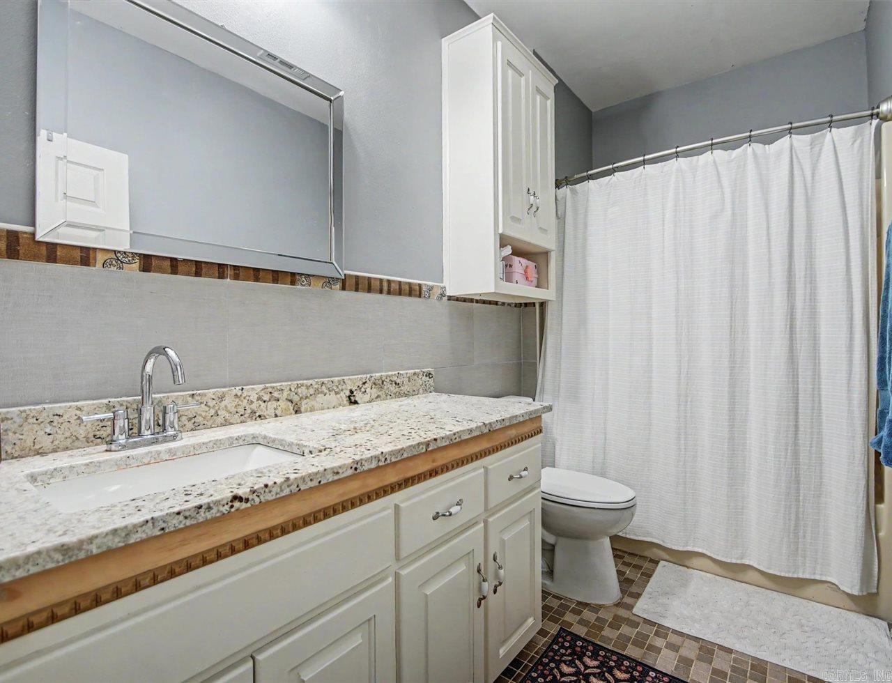 44 Bradley Lane Property Photo 27