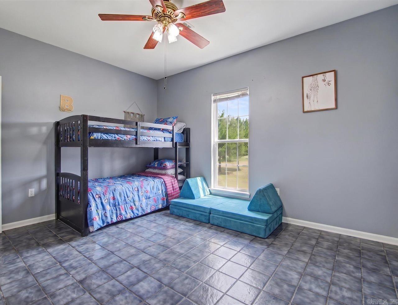 44 Bradley Lane Property Photo 28