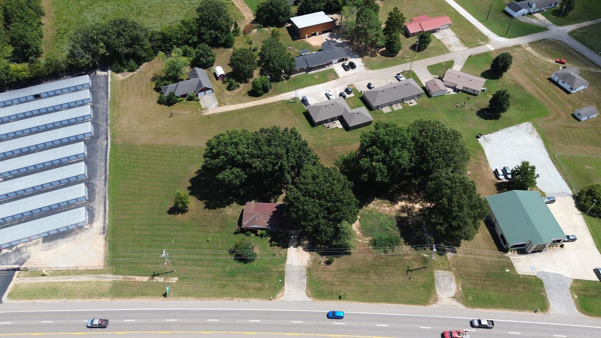 3901 & 3809 Linwood Drive Property Photo 10