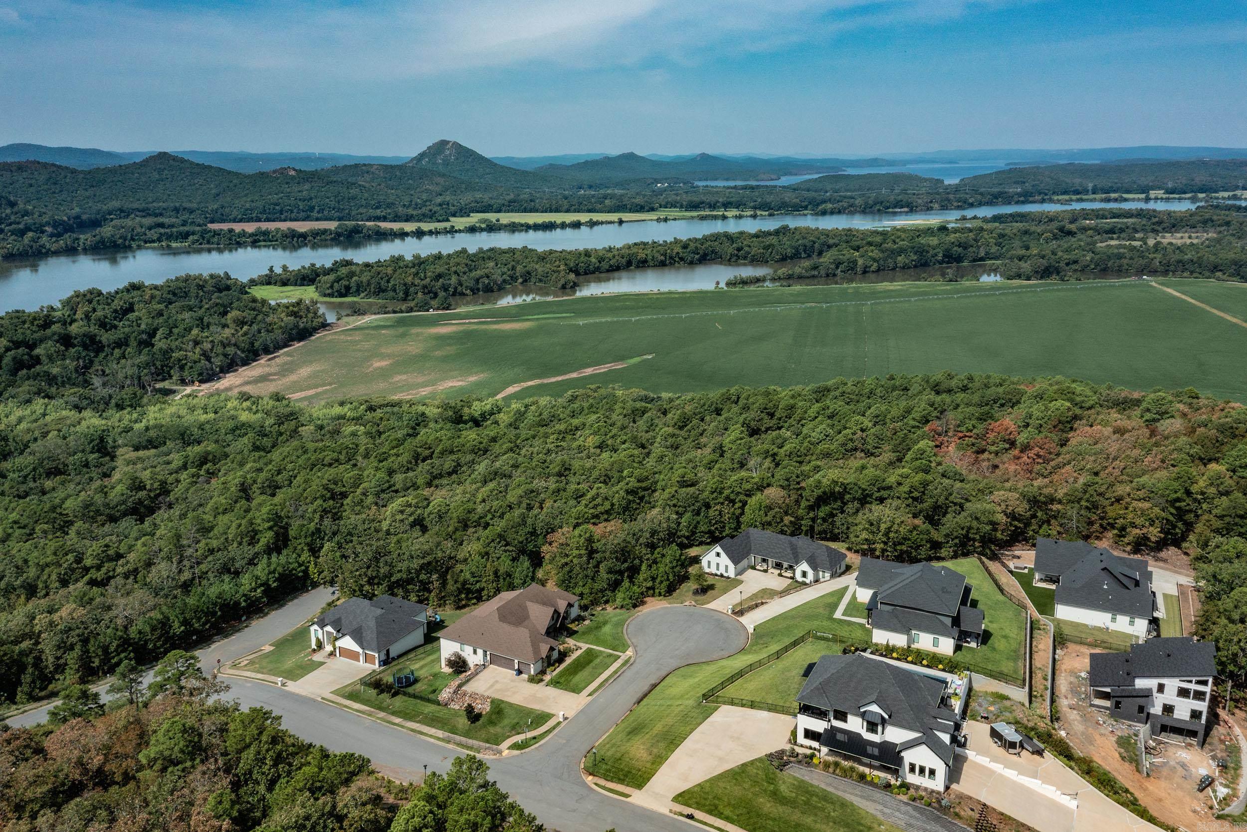 3 Eagle Cove Property Photo 2
