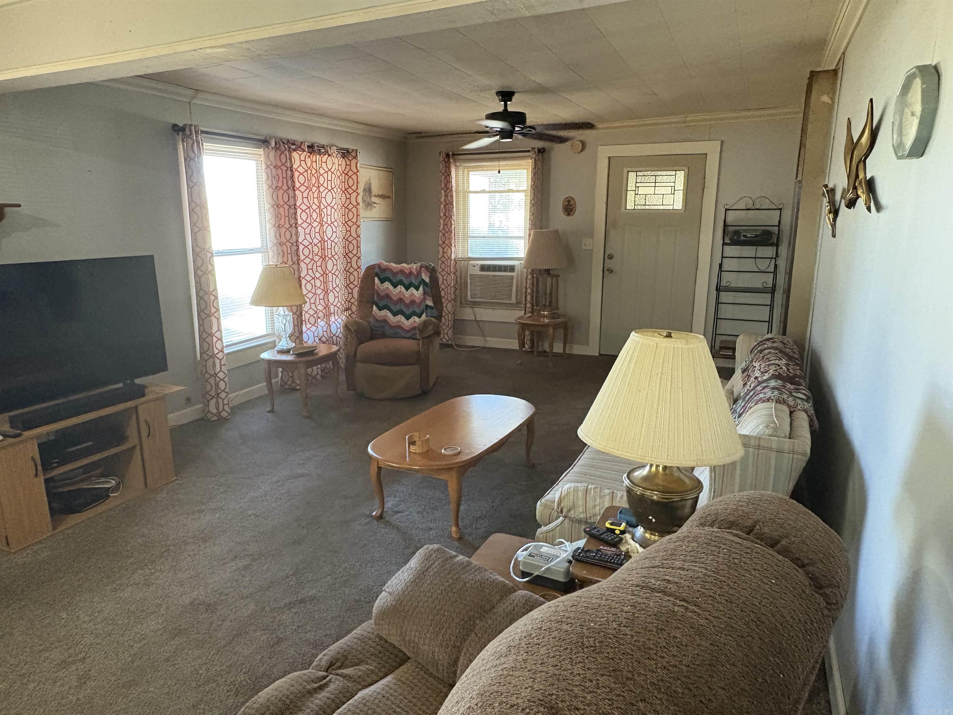 301 New York Avenue Property Photo 10