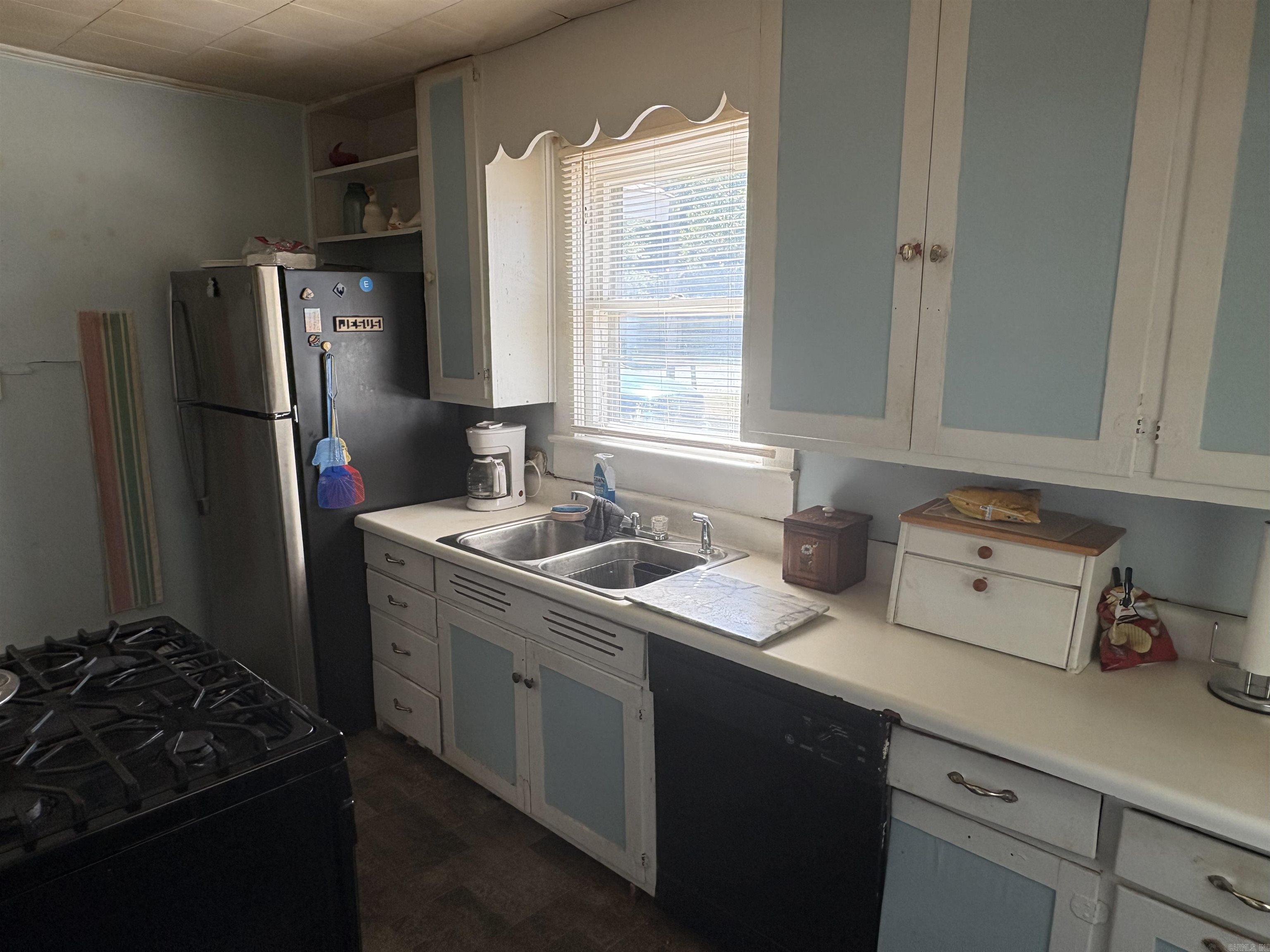 301 New York Avenue Property Photo 14
