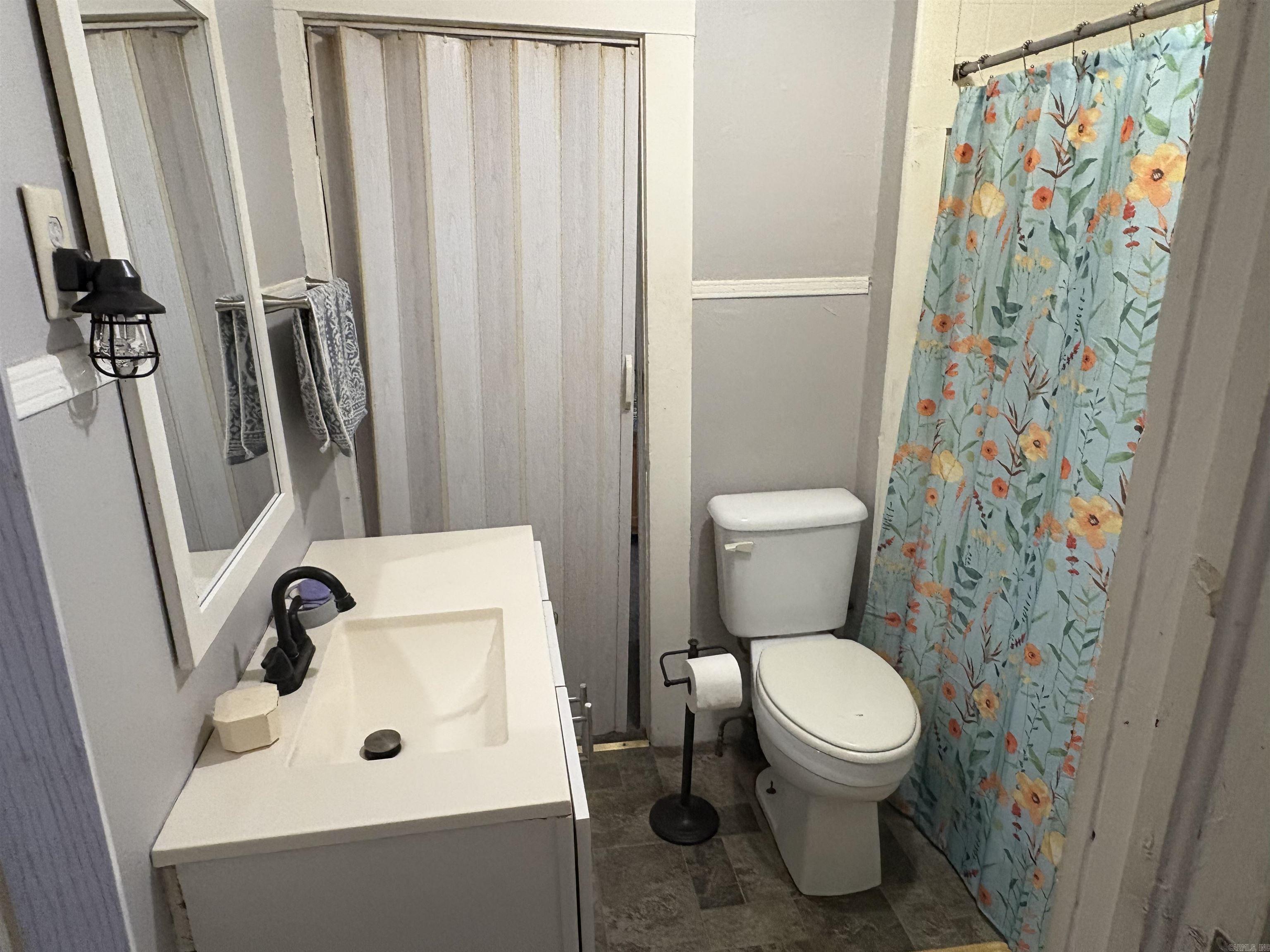 301 New York Avenue Property Photo 18