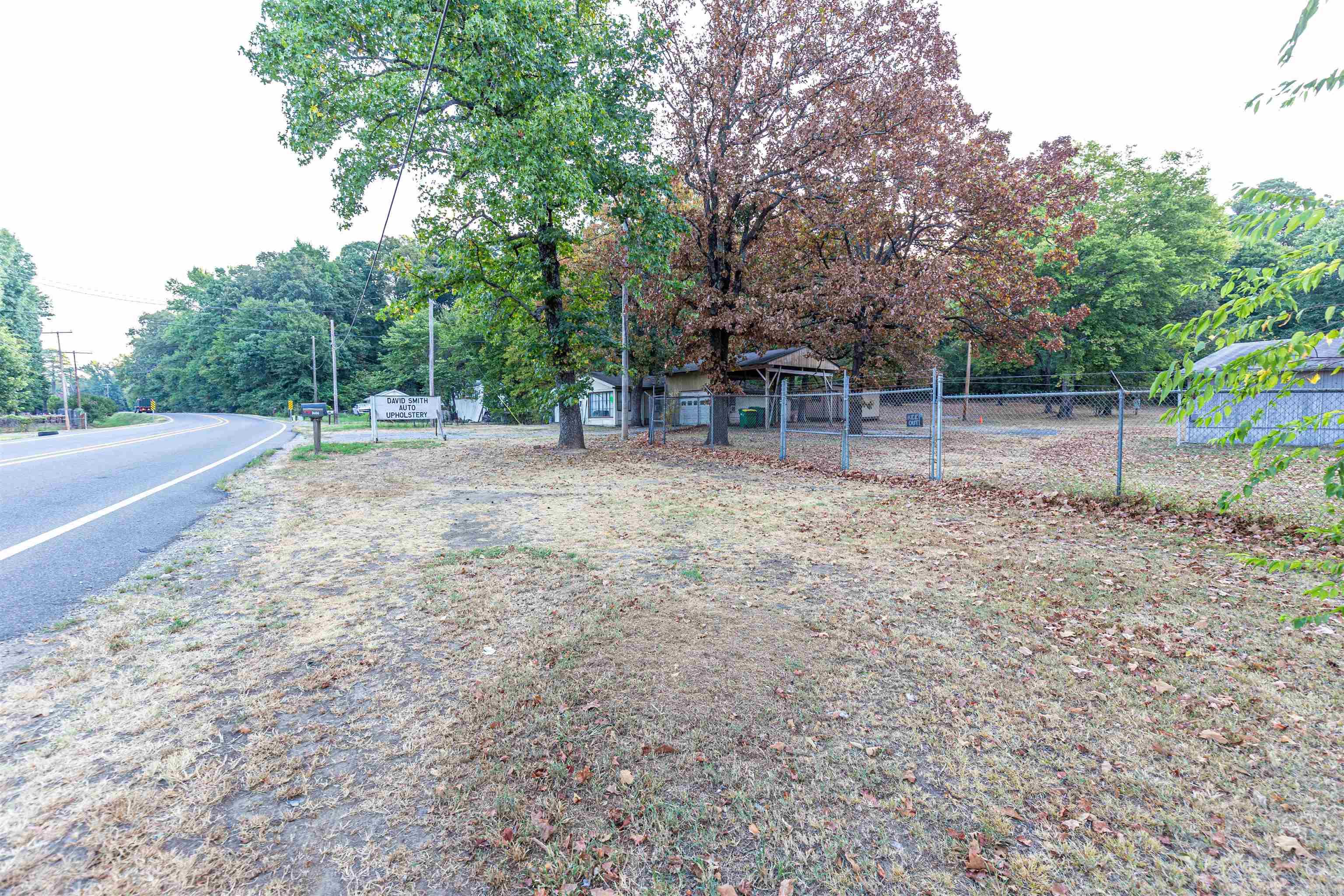 8519 Arch St Pike Property Photo 4