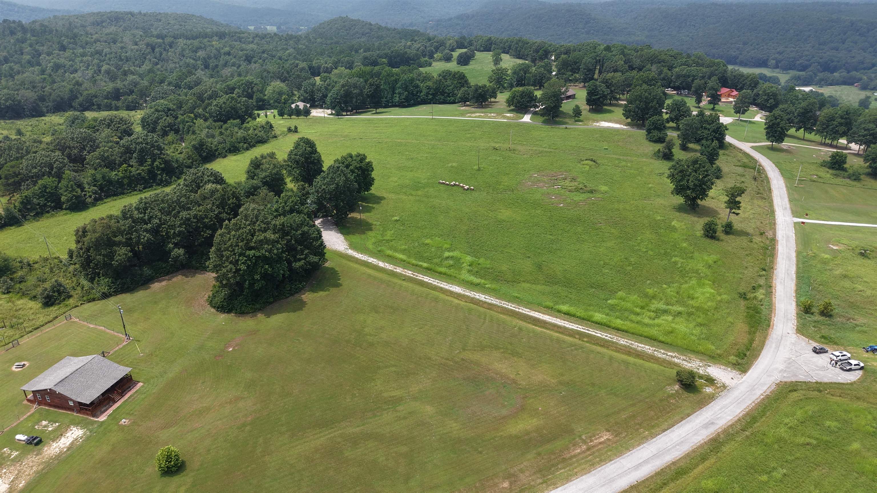 Lot 19 Crown Ct. Property Photo 6