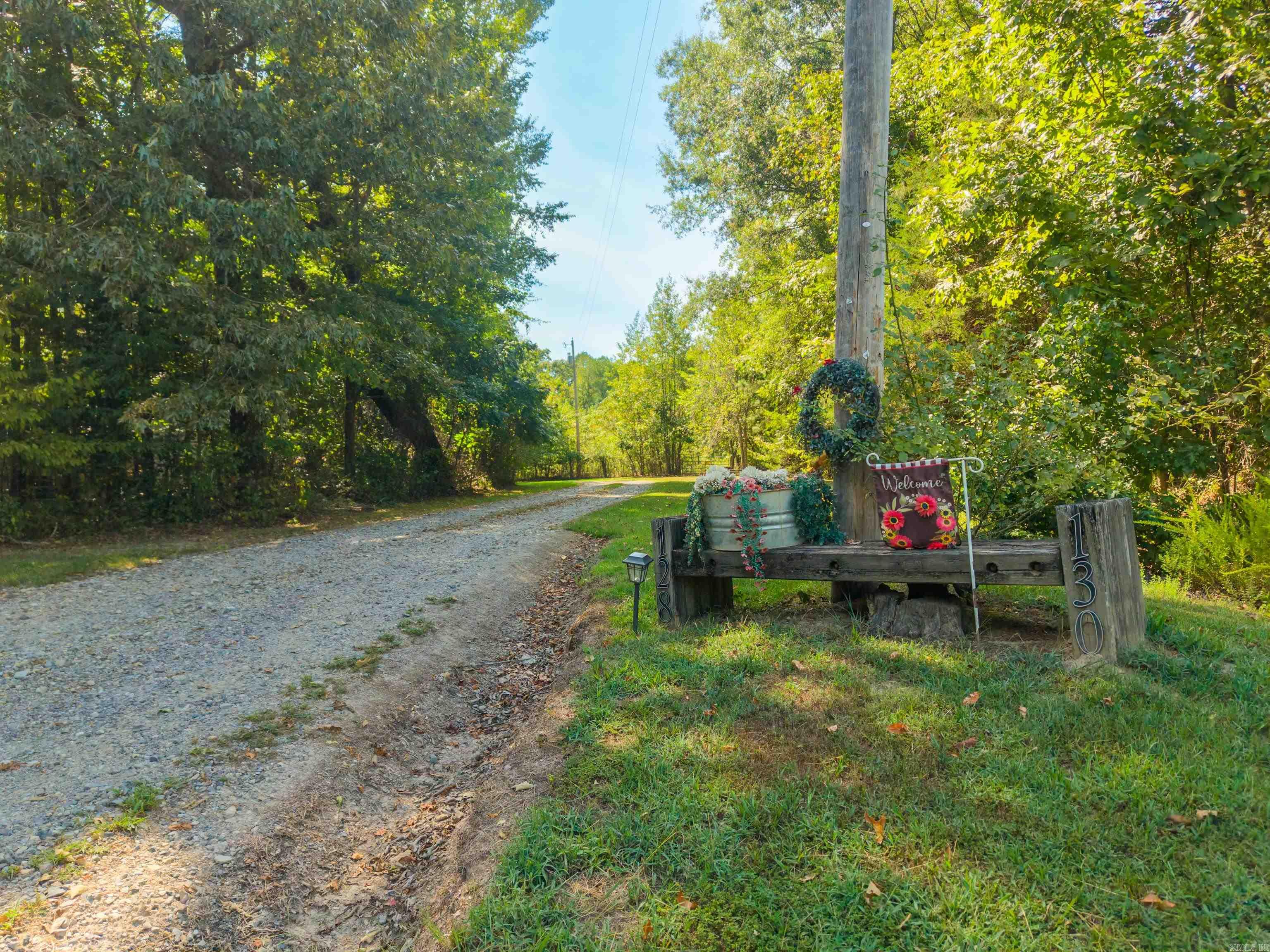128 & 130 Benny Burrow Loop Property Photo 11