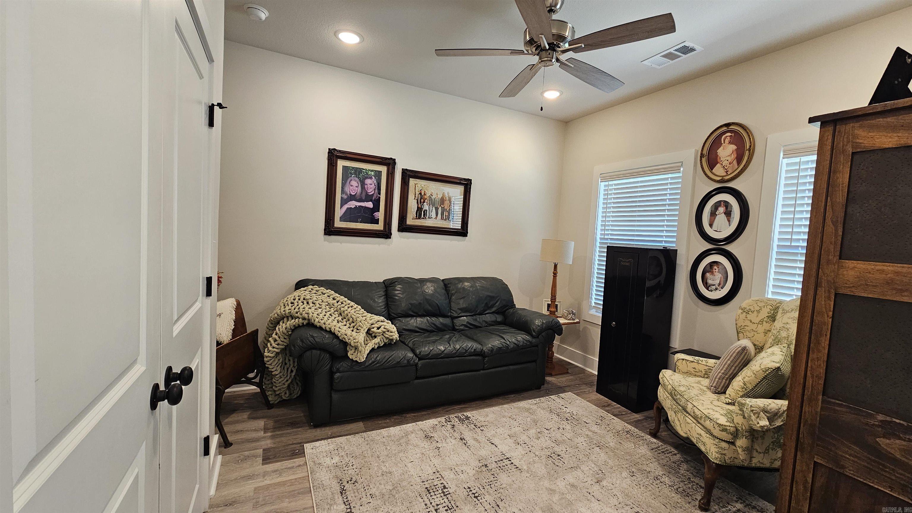 2712 Eden Hills Ln Property Photo 5