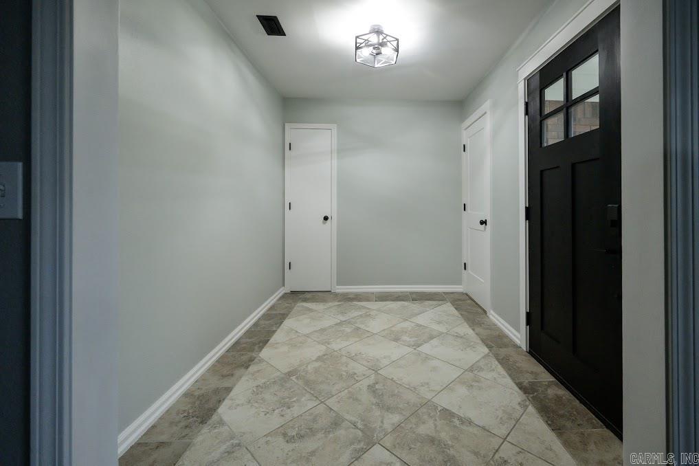 101 Sherwood Forest Drive Property Photo 14