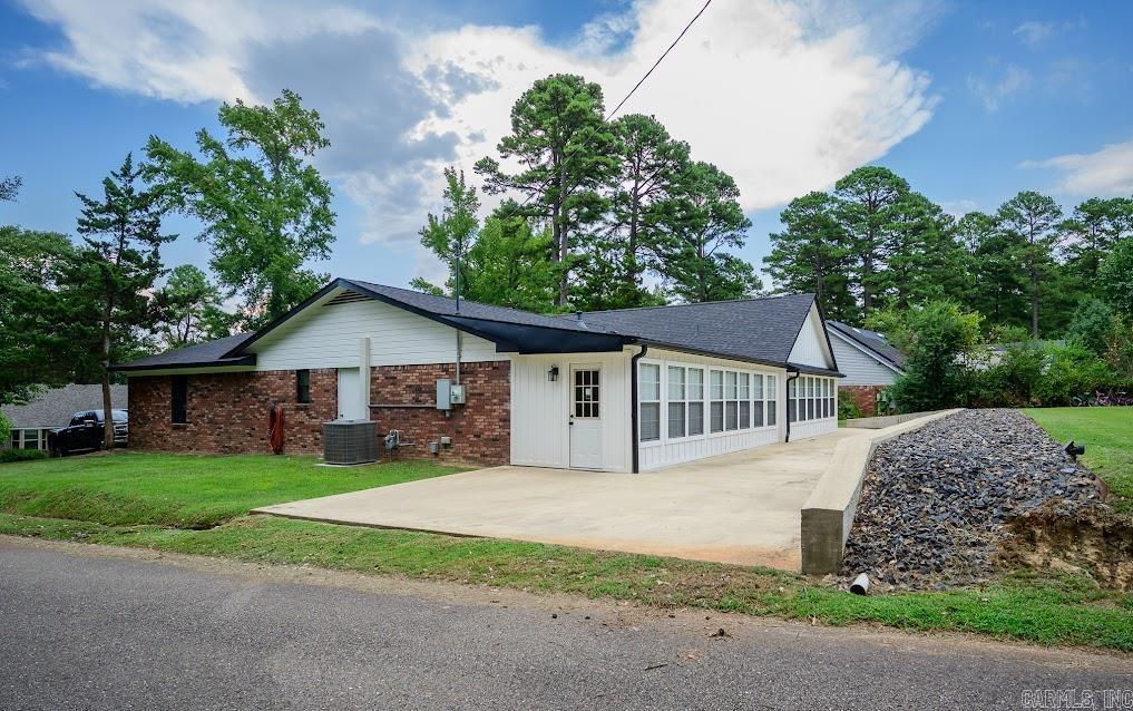 101 Sherwood Forest Drive Property Photo 16