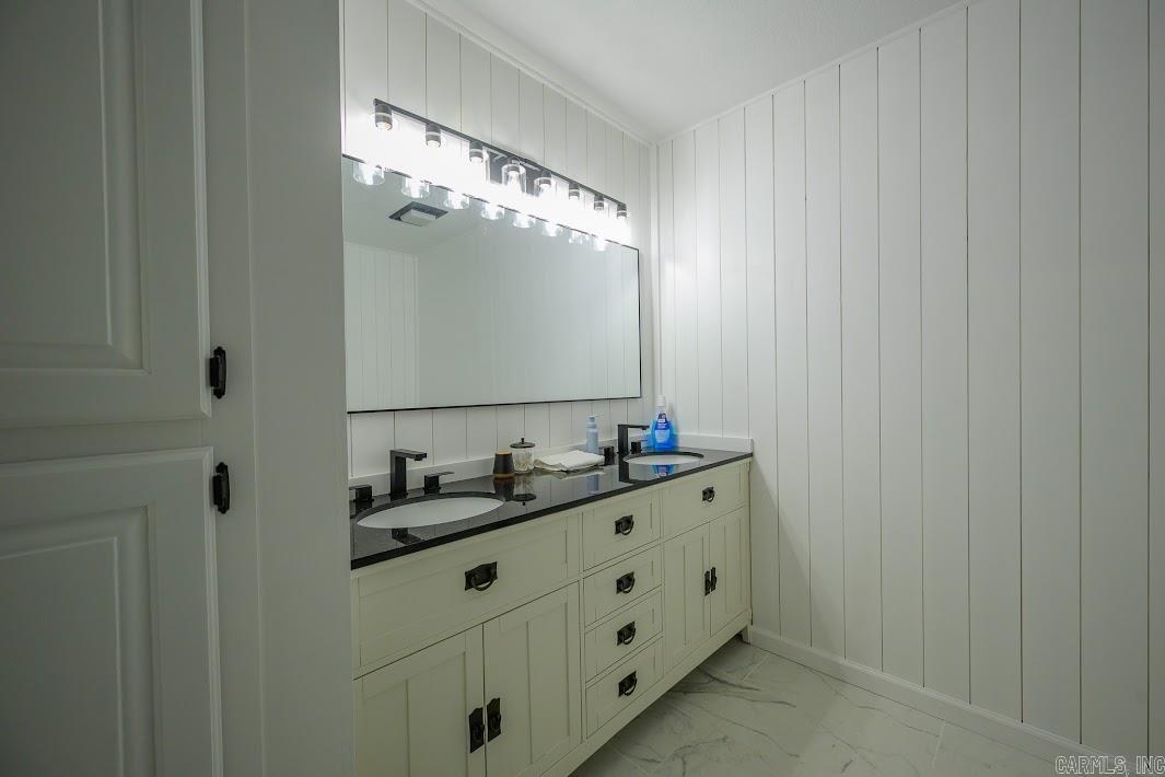 101 Sherwood Forest Drive Property Photo 47