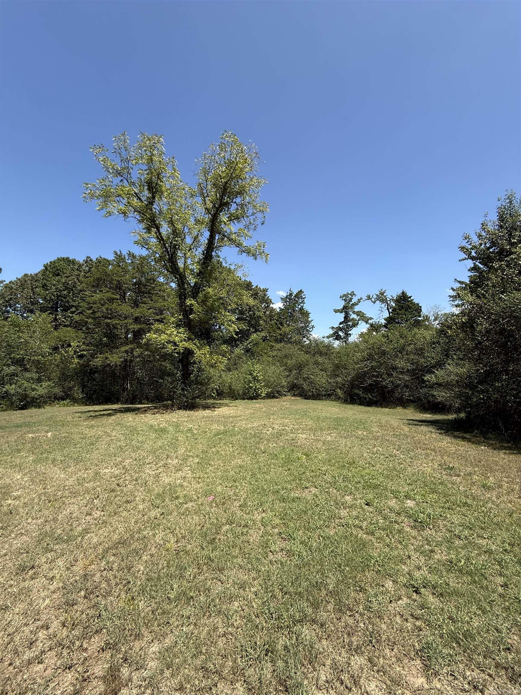 422 Hwy 16 W Property Photo 2