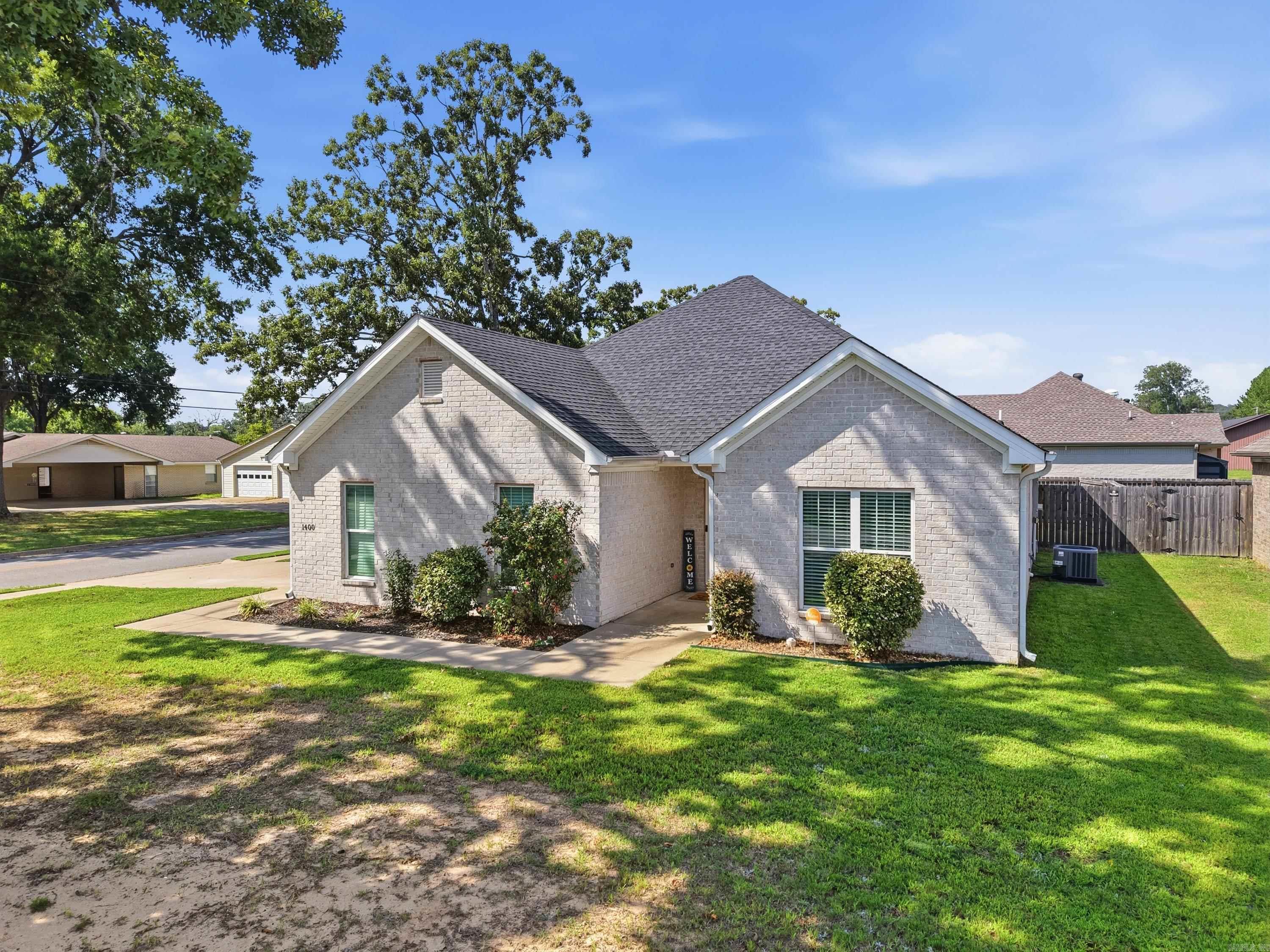 1400 Siebenmorgen Road Property Photo 4