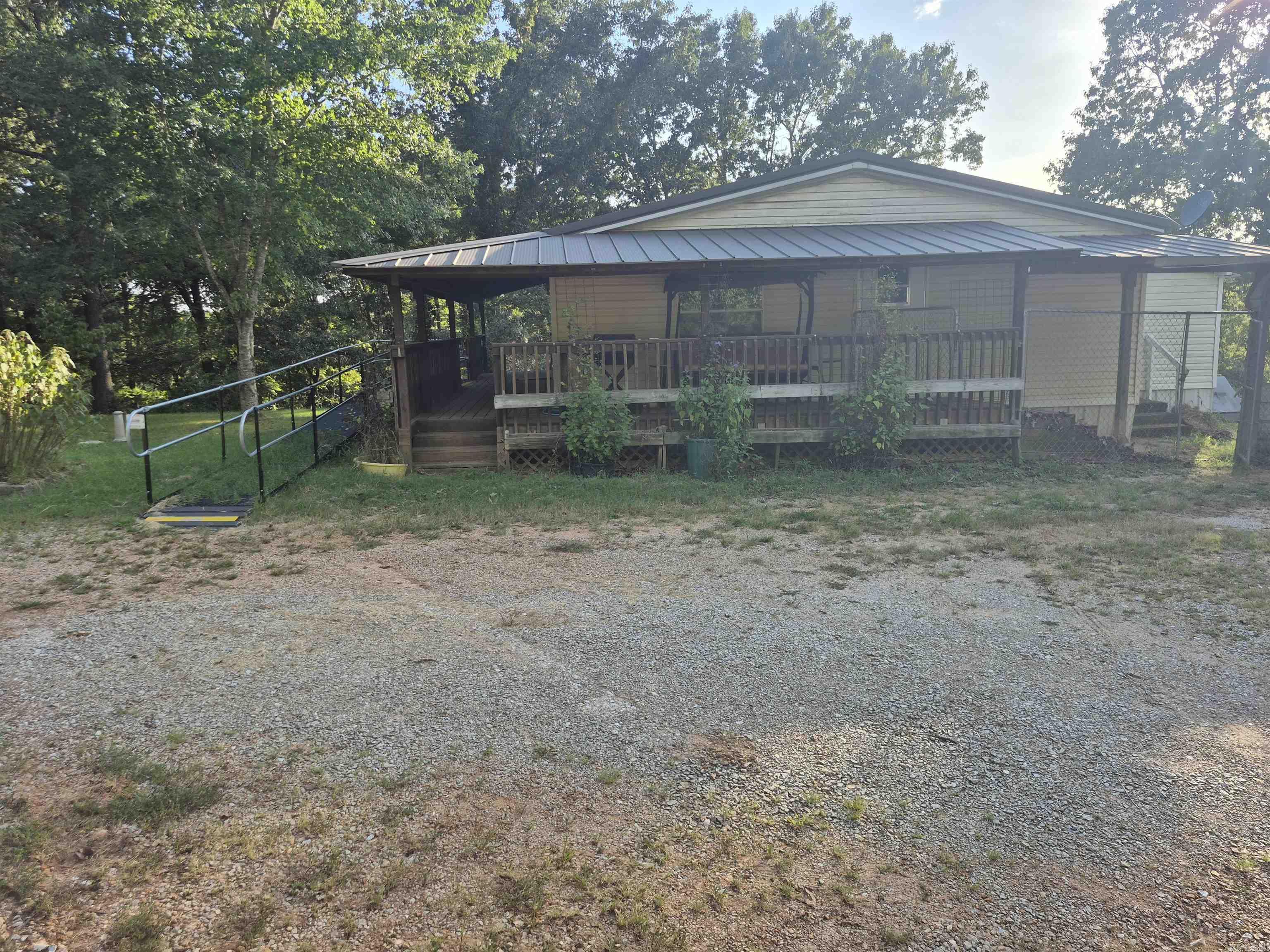 1200 York Dr Property Photo 2