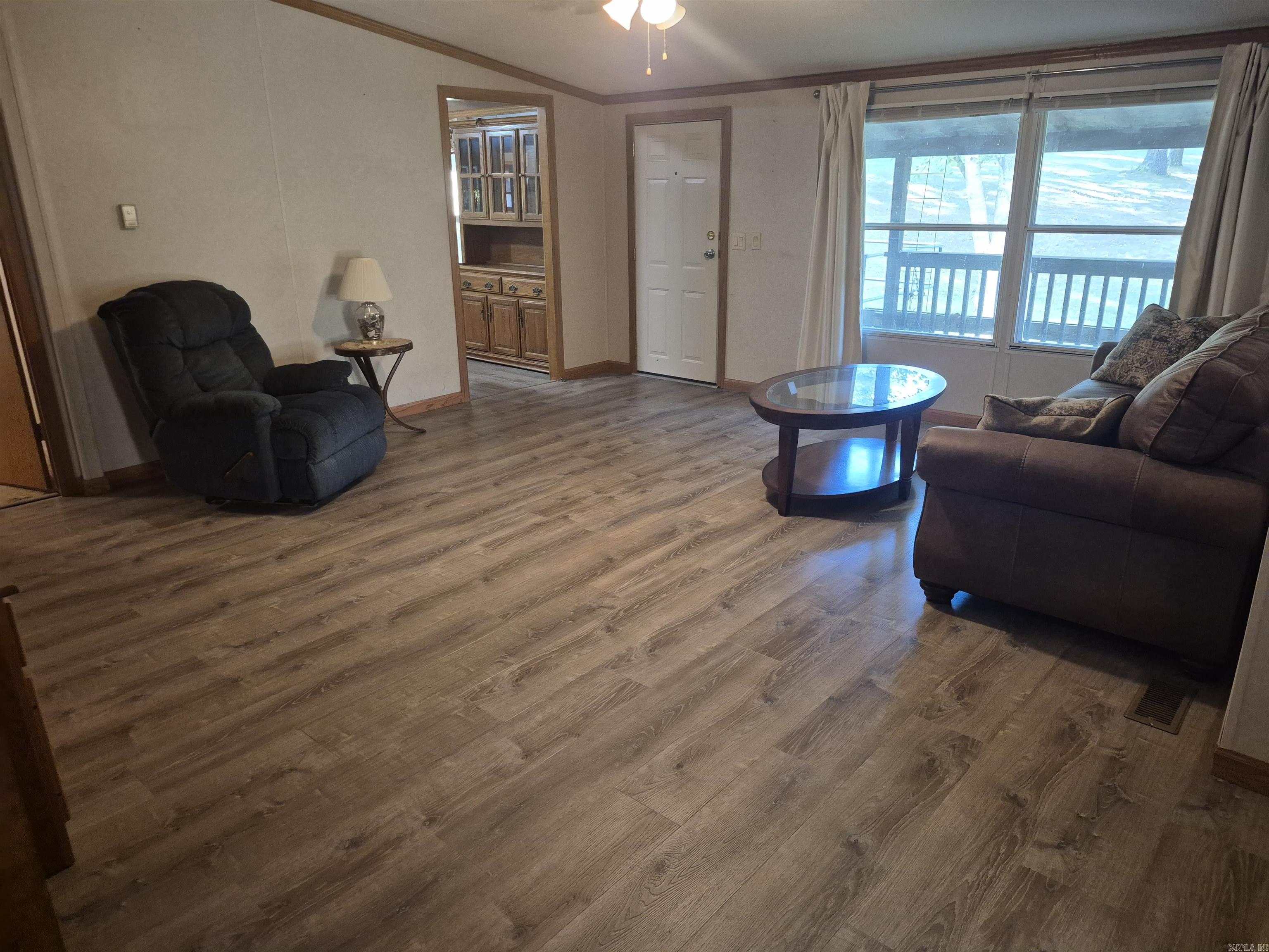1200 York Dr Property Photo 8