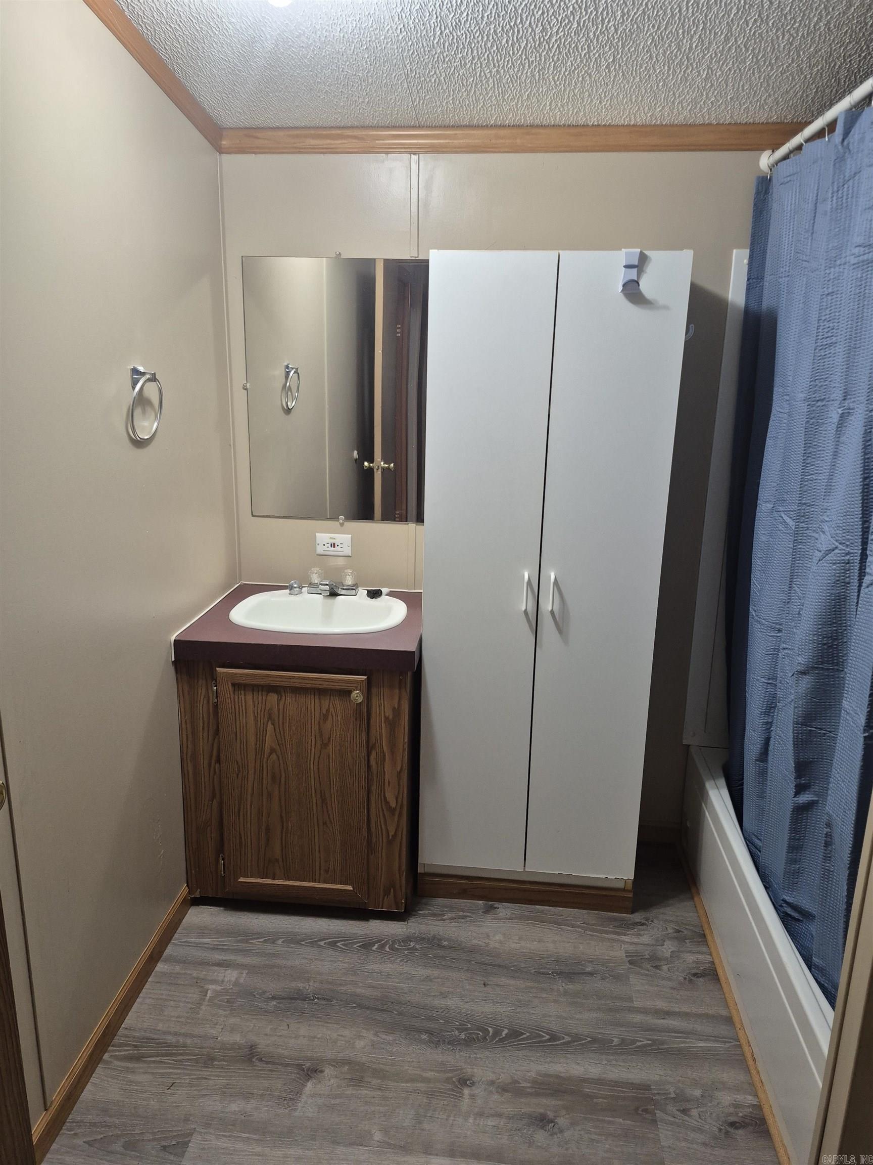 1200 York Dr Property Photo 18