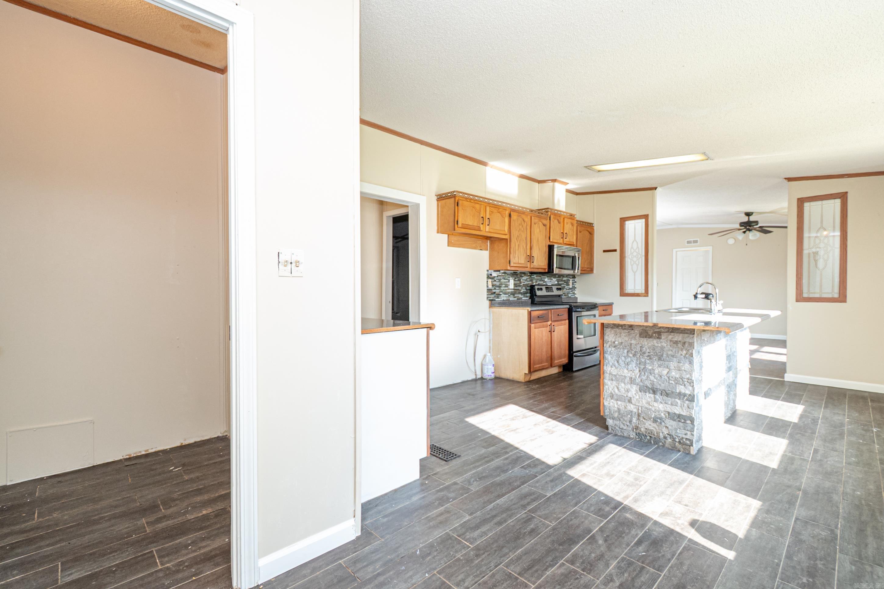 511 Howard Street Property Photo 2