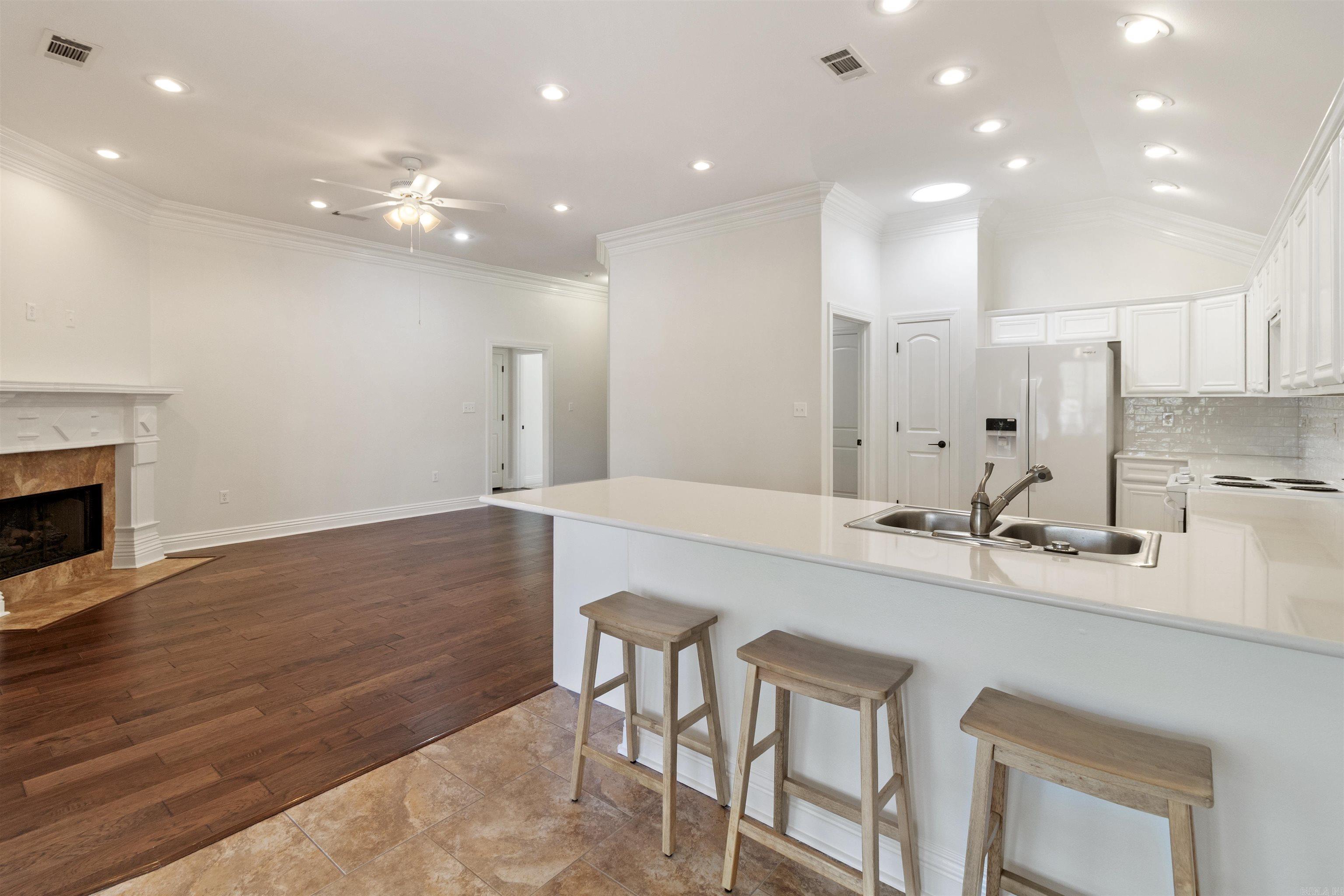 16 Dauphine Pl Property Photo 6