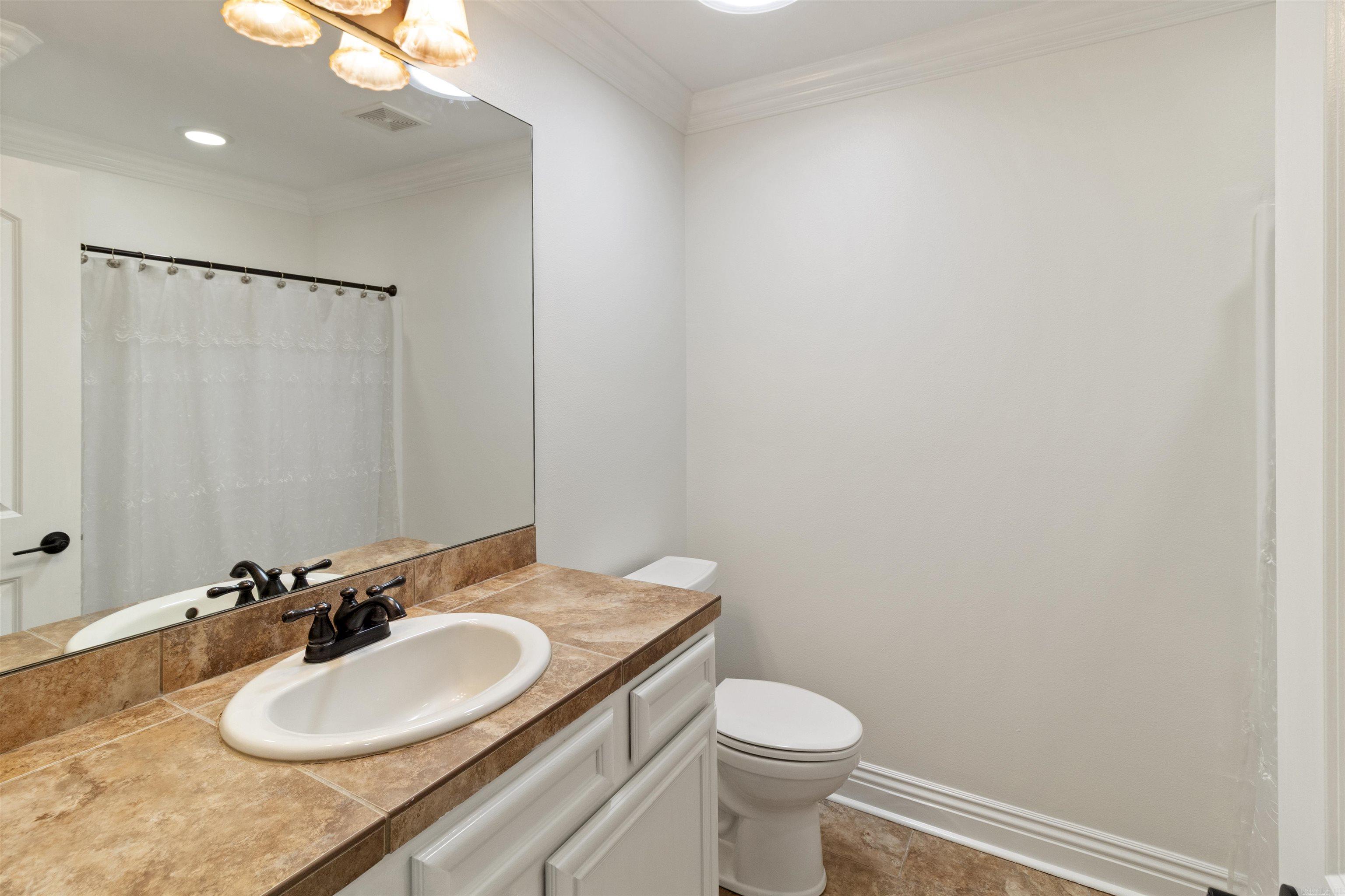 16 Dauphine Pl Property Photo 21