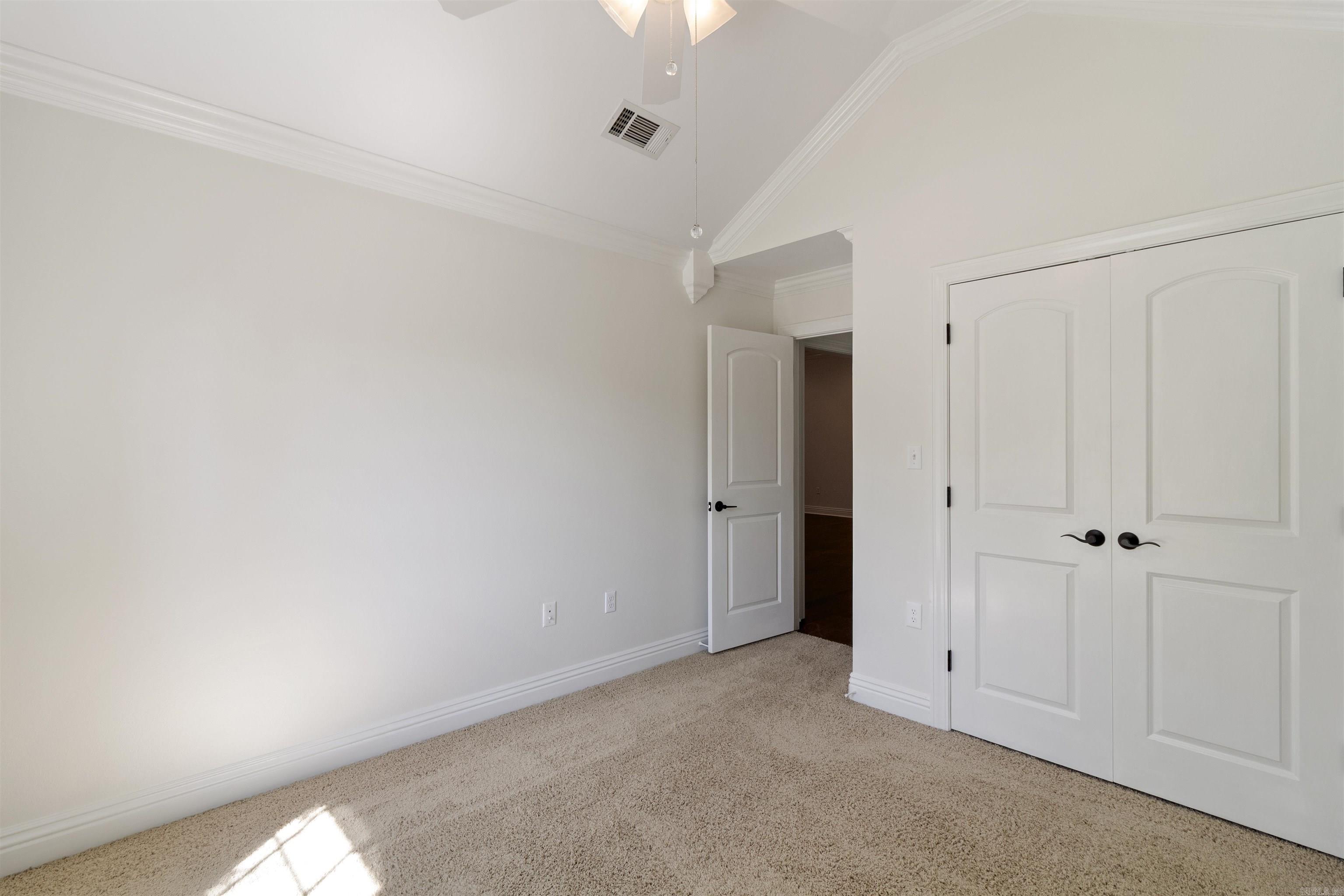 16 Dauphine Pl Property Photo 27