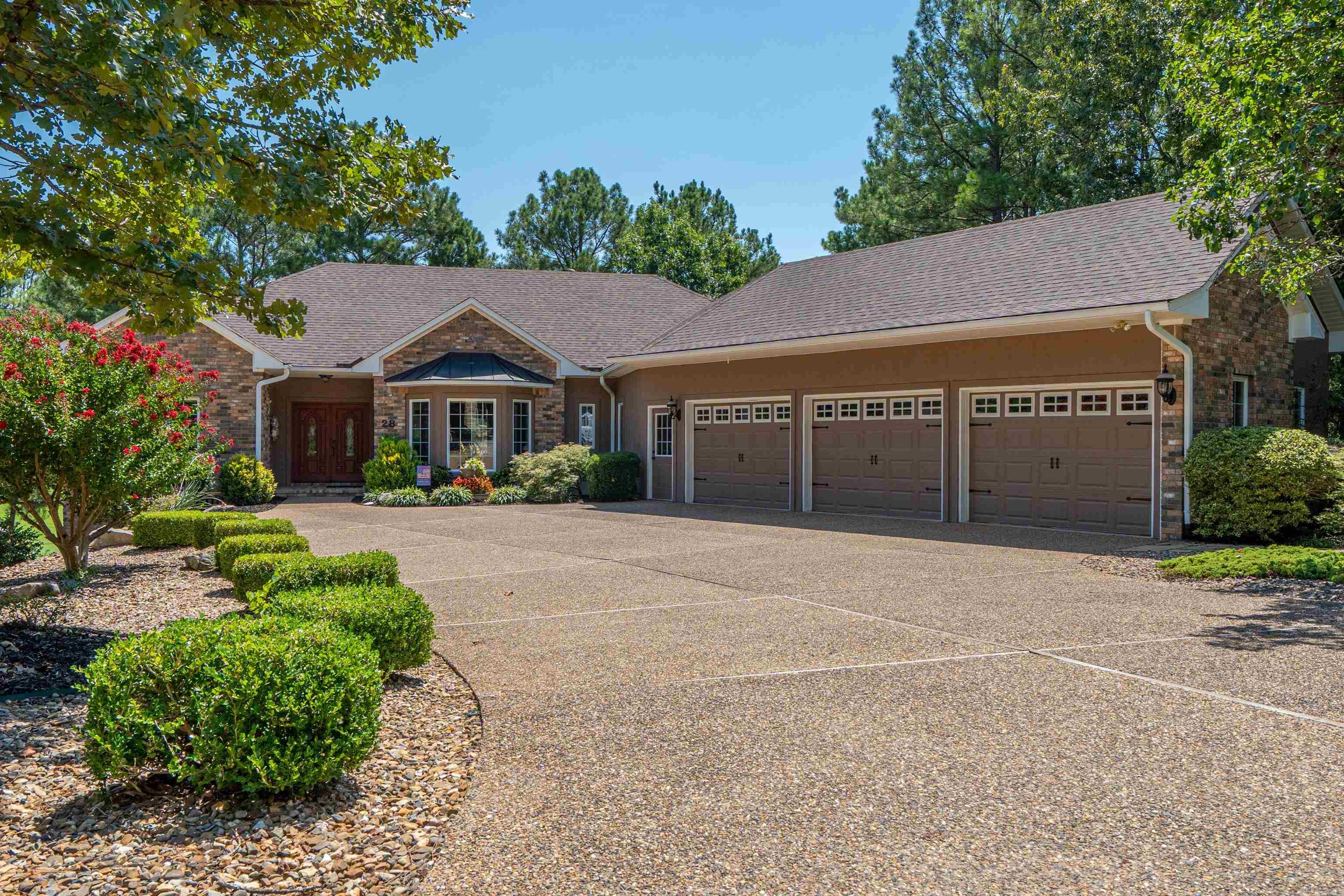 28 Asombroso Lane Property Photo 1