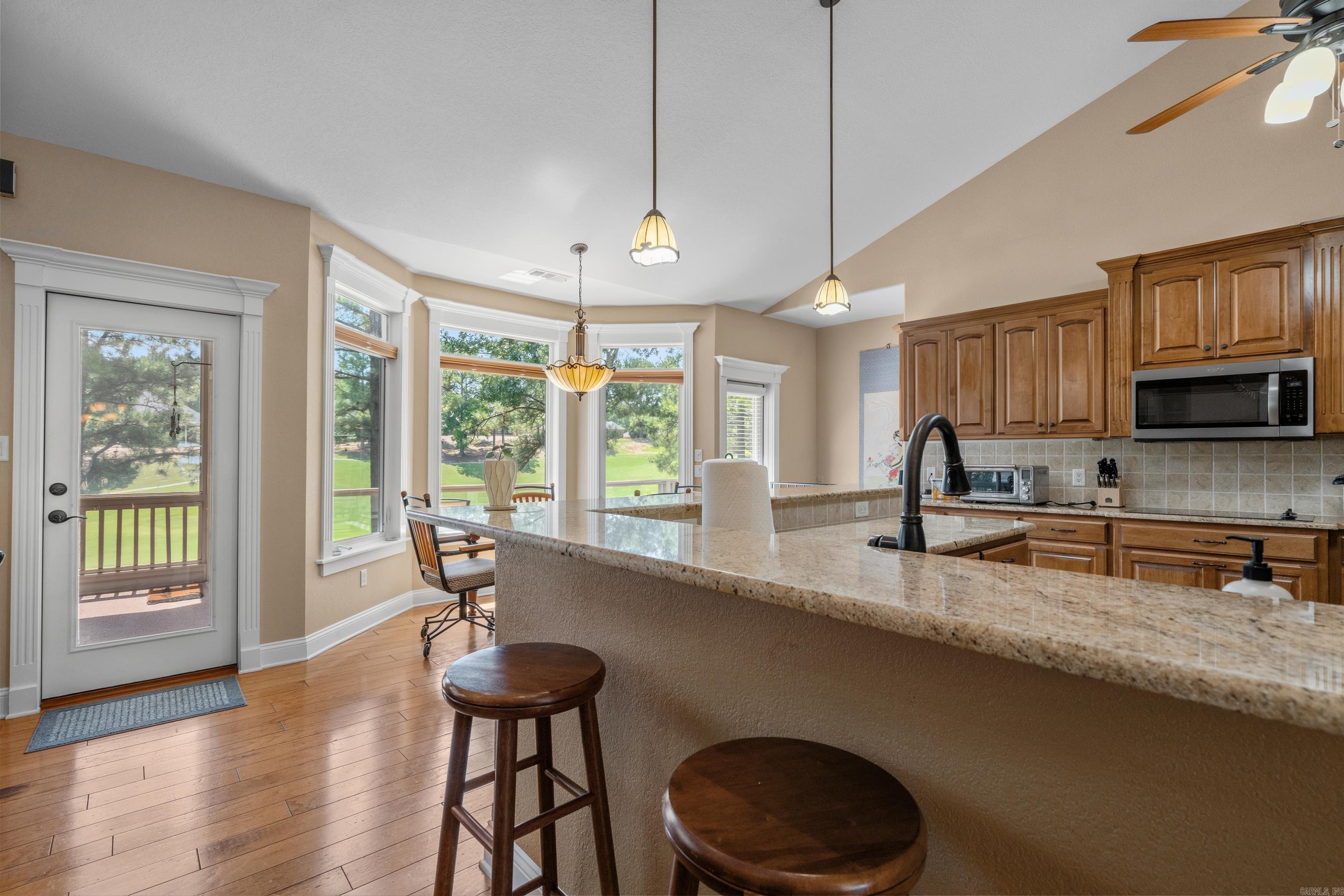 28 Asombroso Lane Property Photo 16