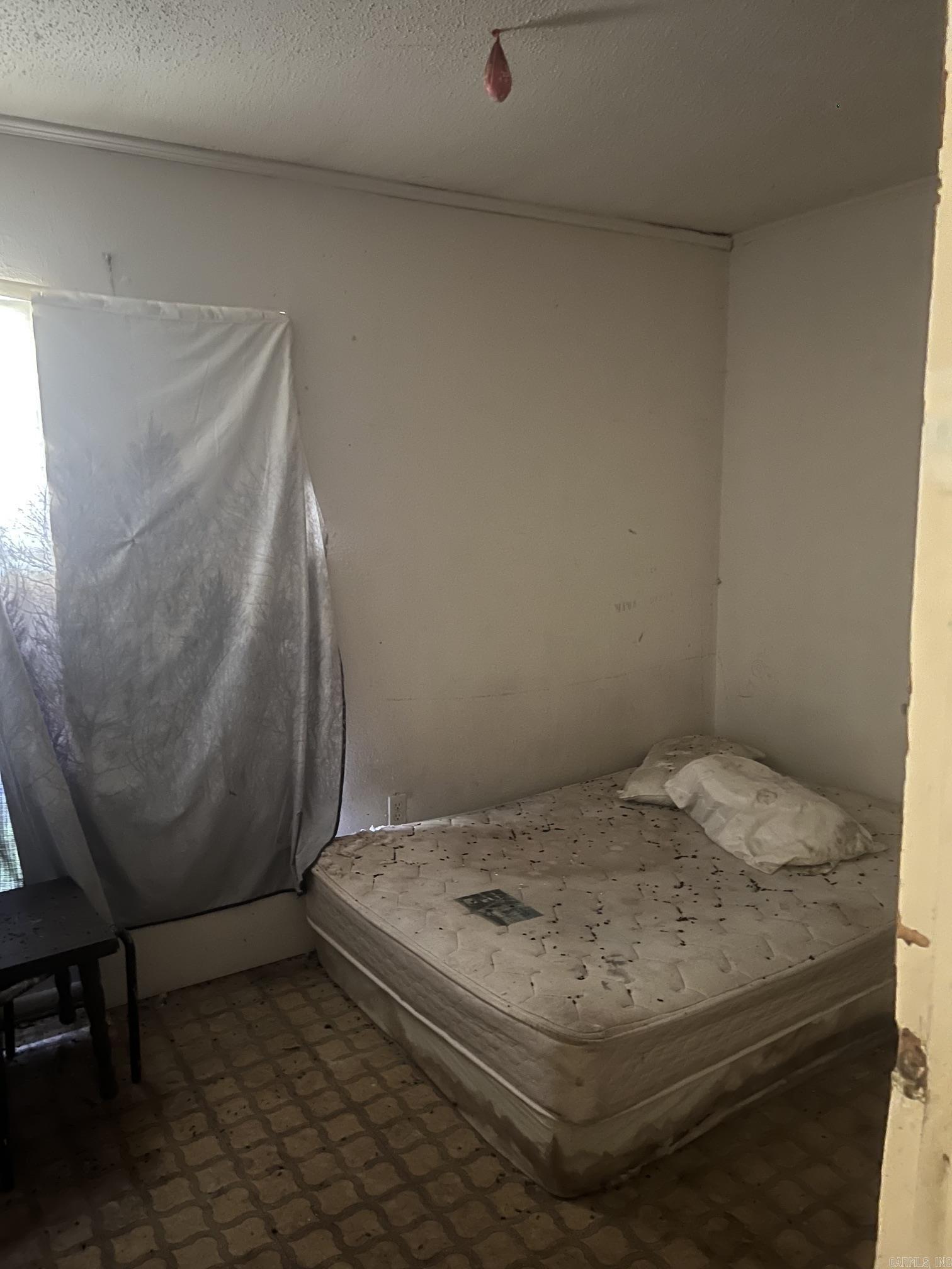 912 Edgehill Dr Property Photo 11