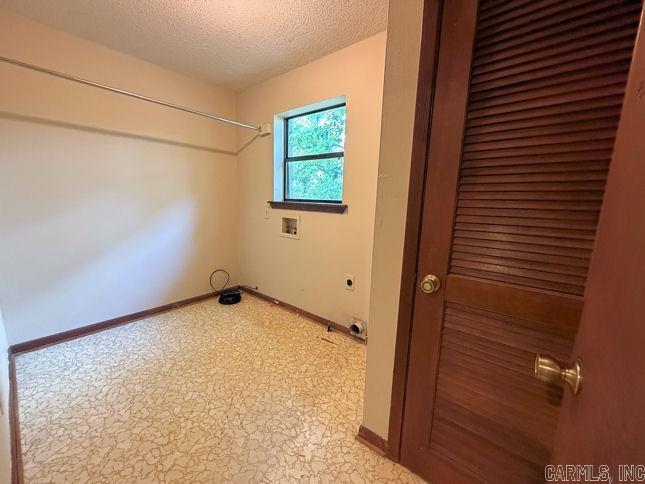 8008 Danwood Drive Property Photo 10