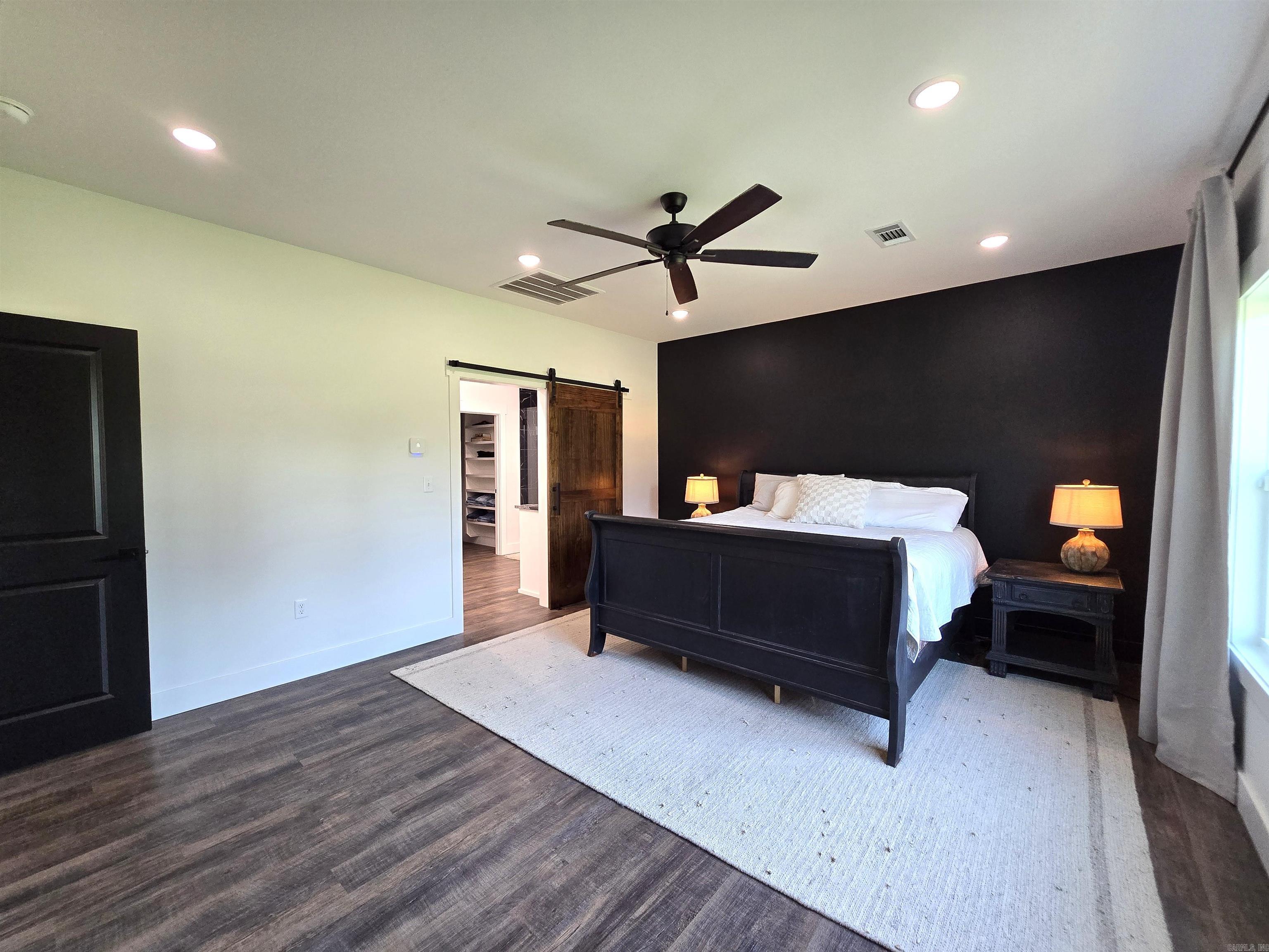 39 Republican Loop Property Photo 20