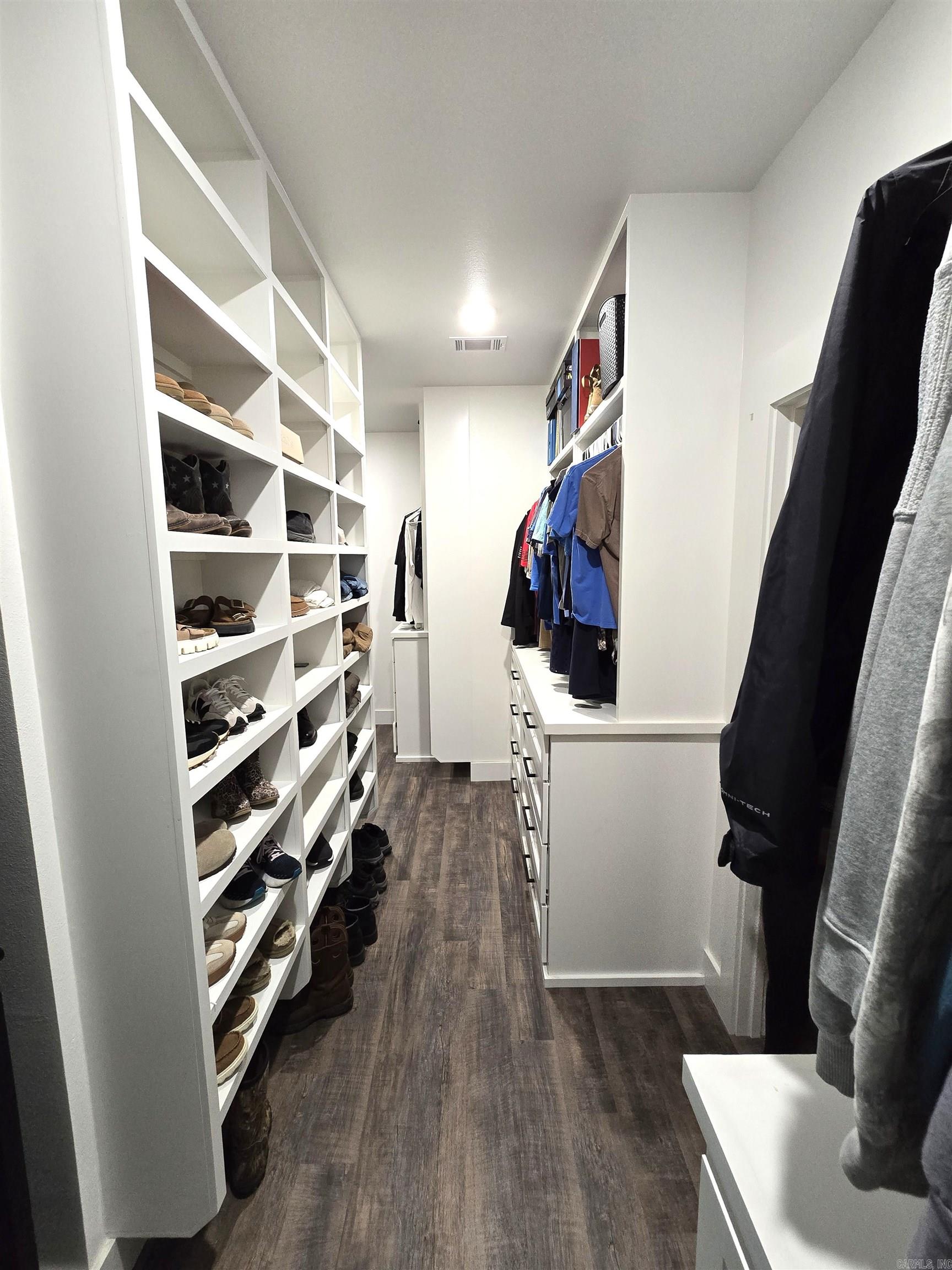 39 Republican Loop Property Photo 22