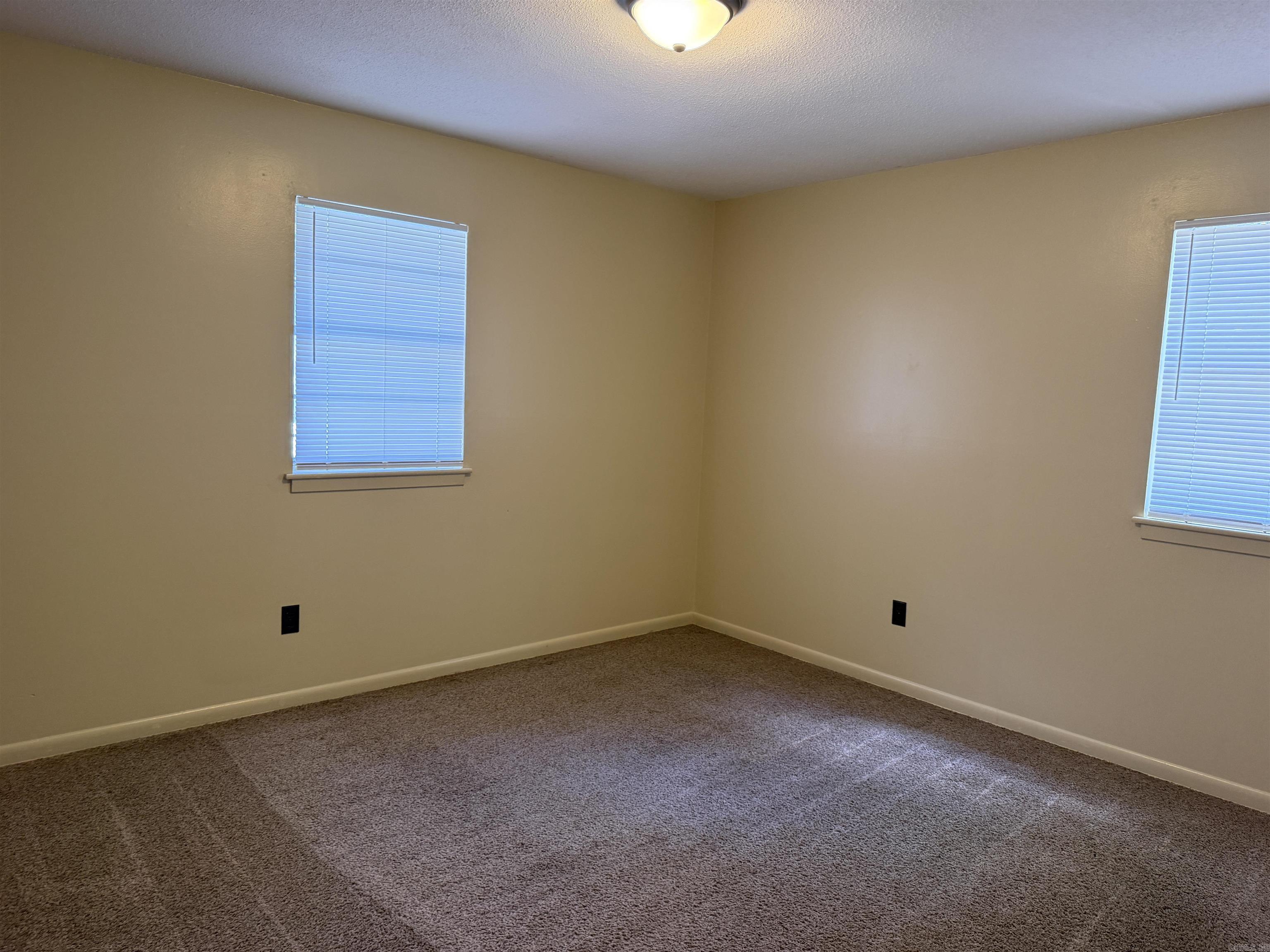 2307 Dianne Drive Property Photo 10