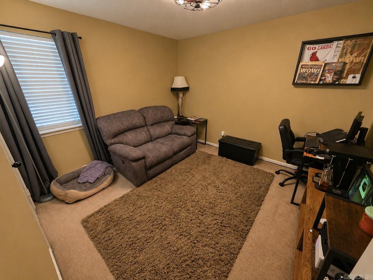 410 Lynn Ln Property Photo 17