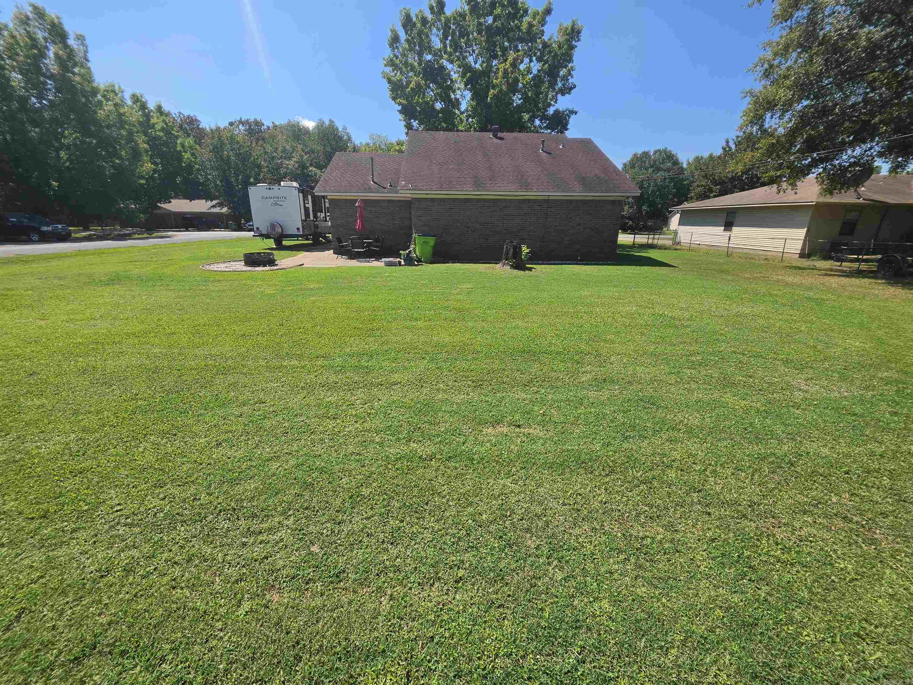 410 Lynn Ln Property Photo 26