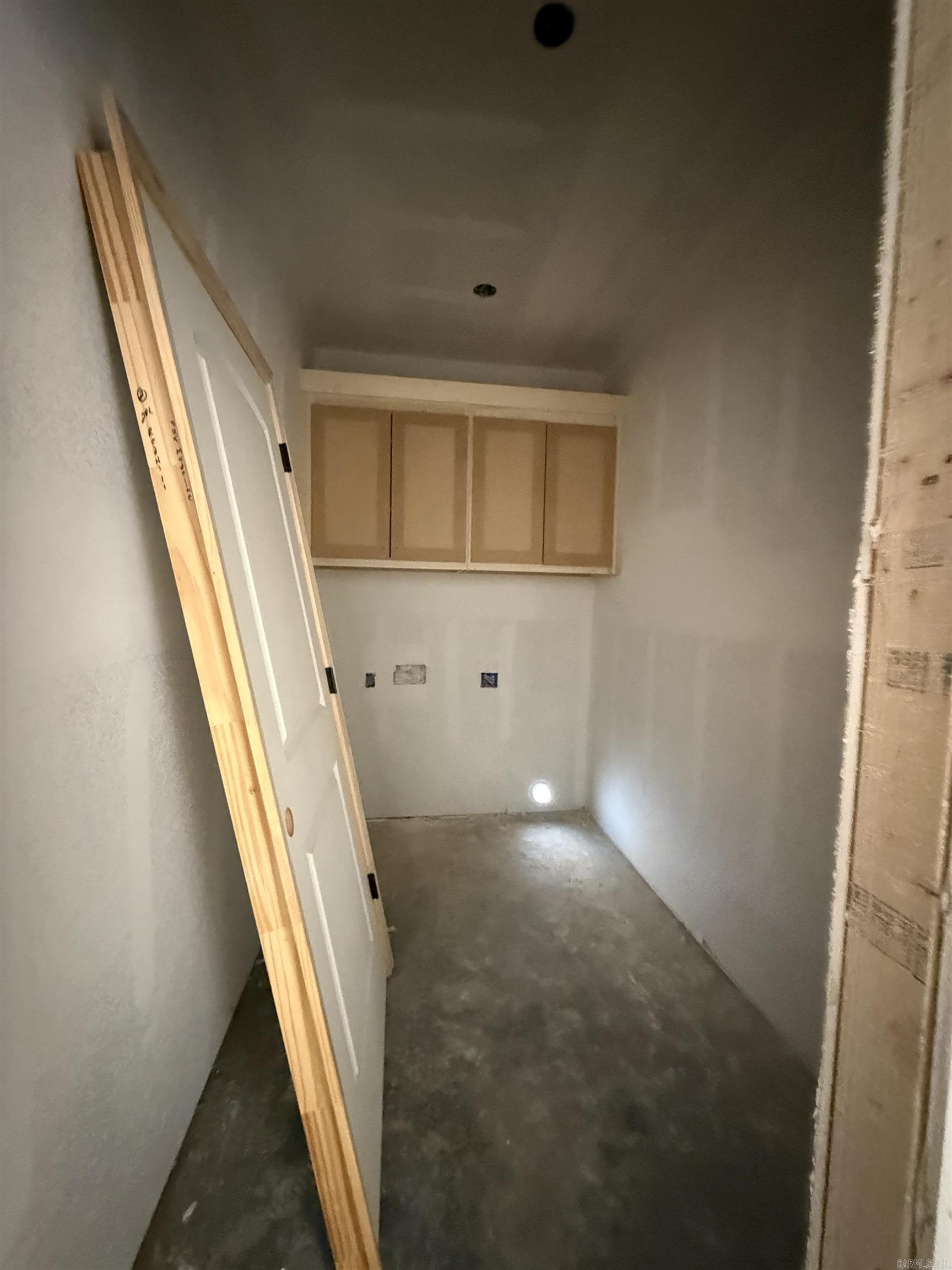 529 Madeleine Circle Property Photo 4