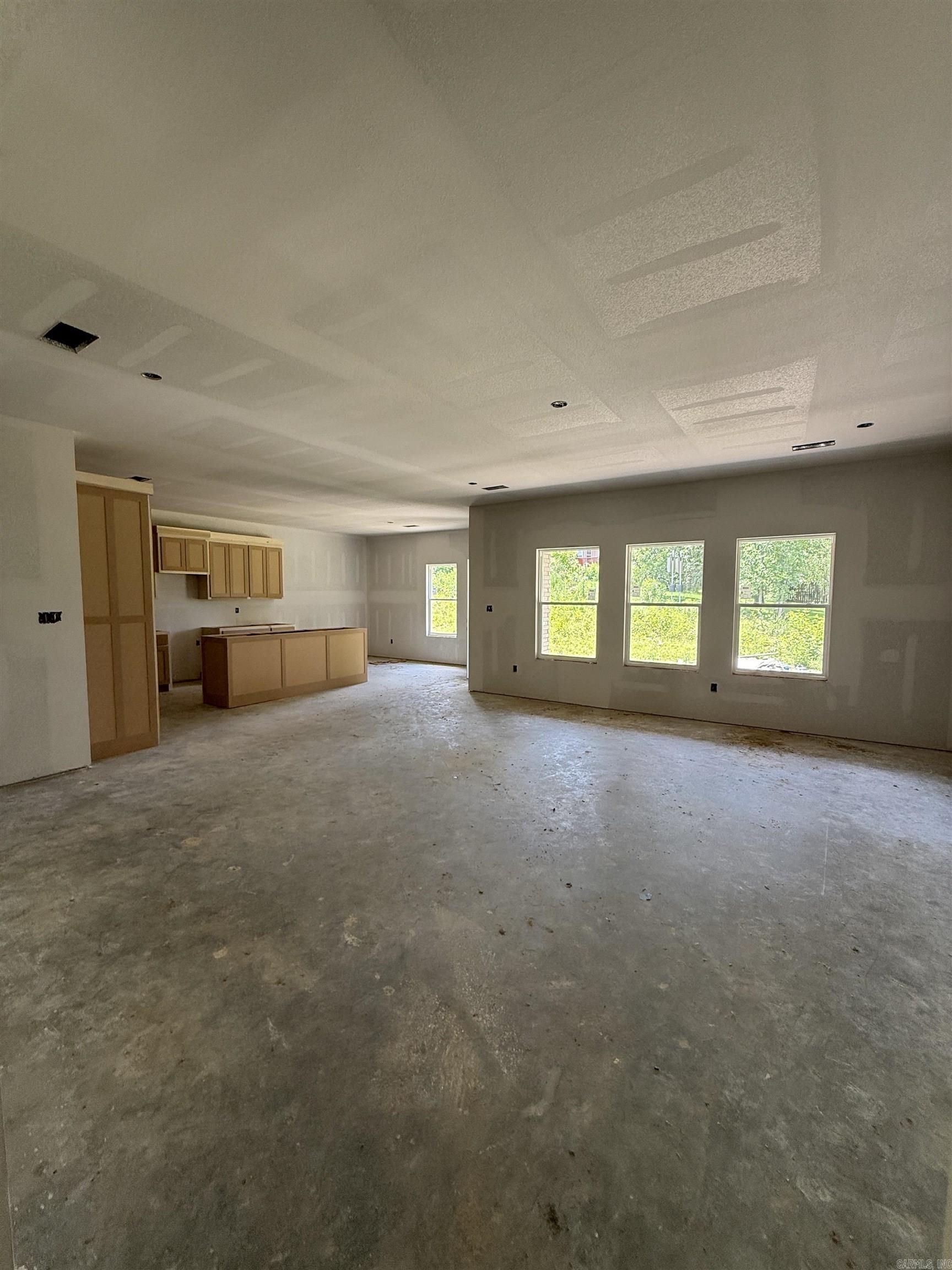 529 Madeleine Circle Property Photo 8