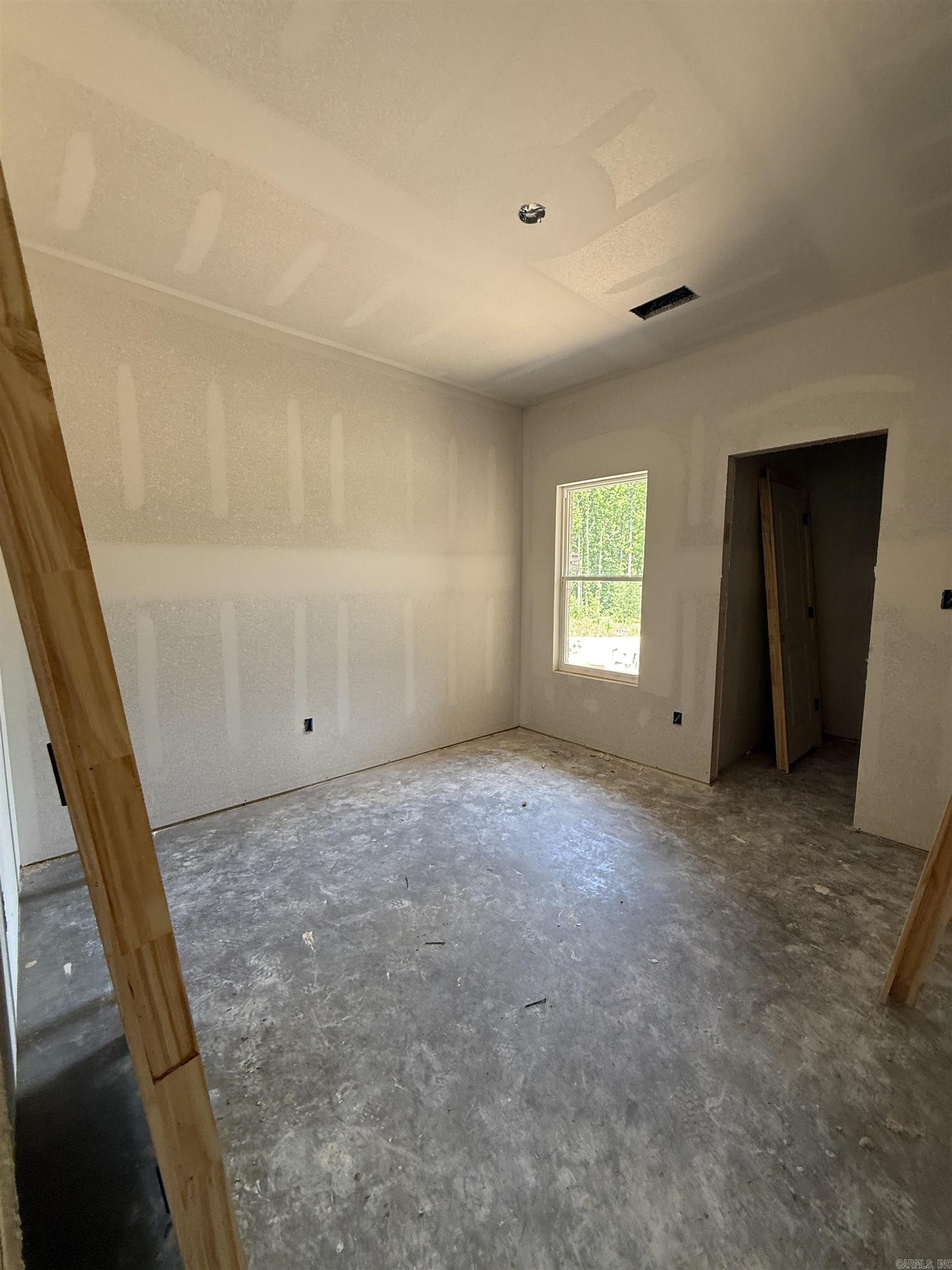 529 Madeleine Circle Property Photo 11