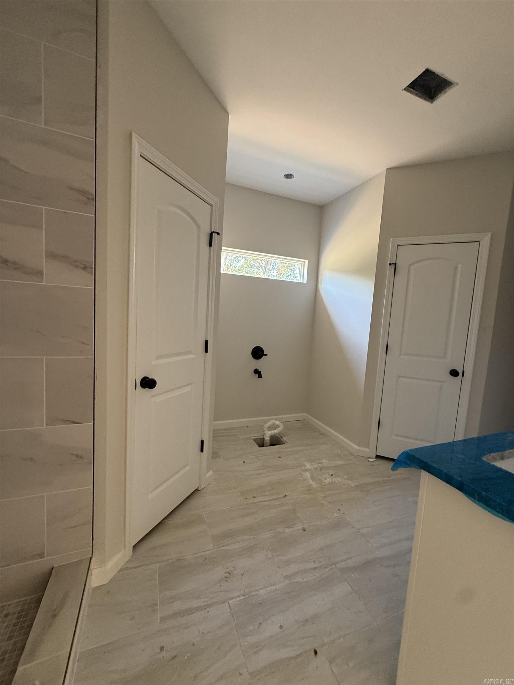 529 Madeleine Circle Property Photo 12