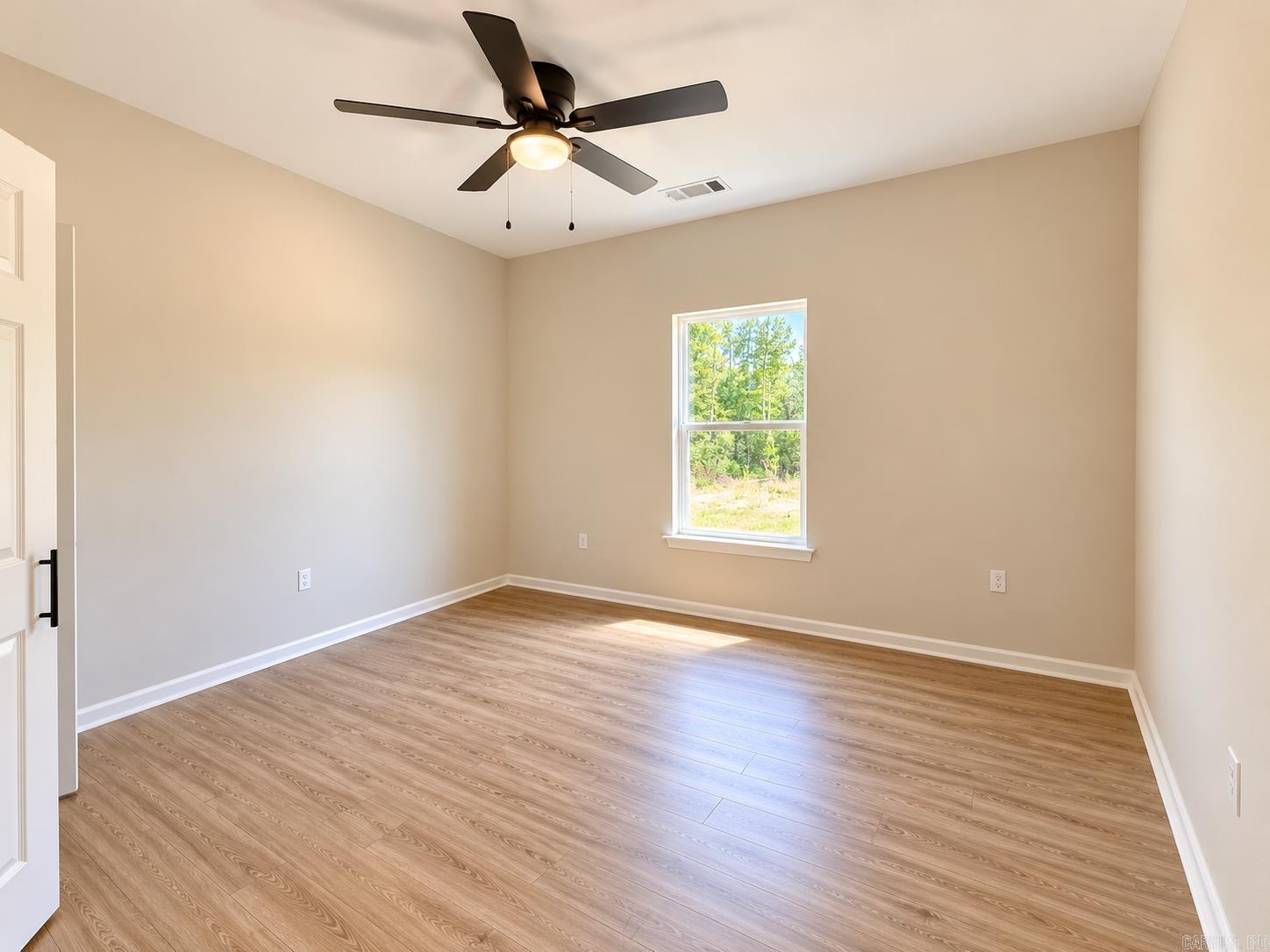 531 Madeleine Circle Property Photo 7