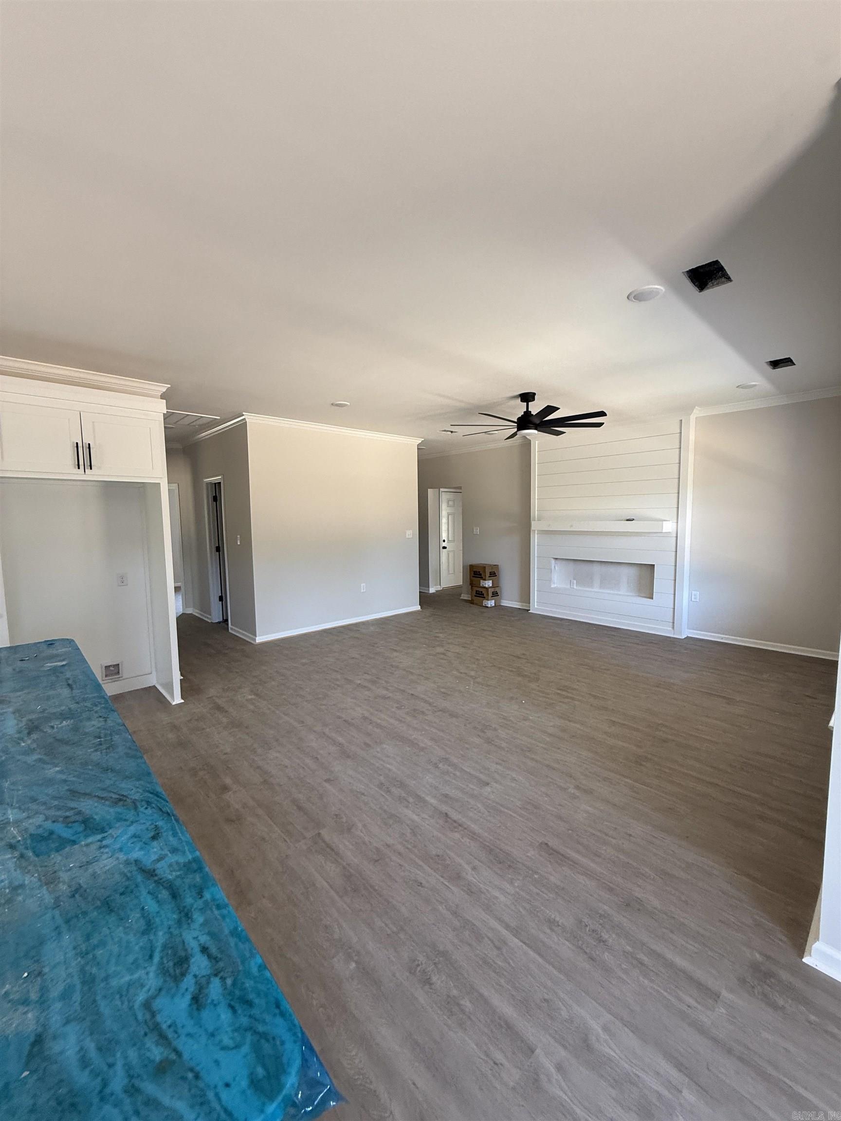 531 Madeleine Circle Property Photo 9