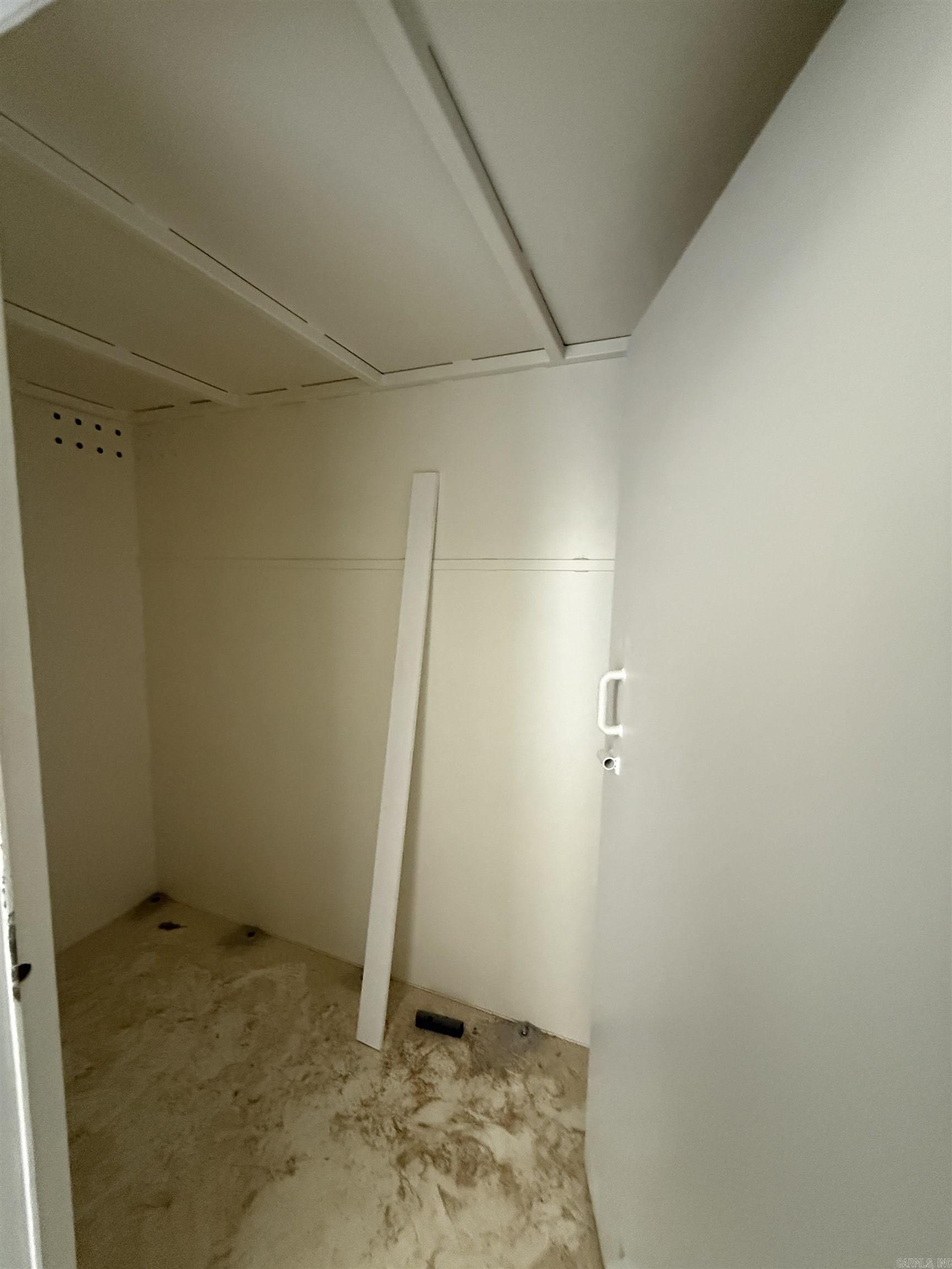 531 Madeleine Circle Property Photo 12