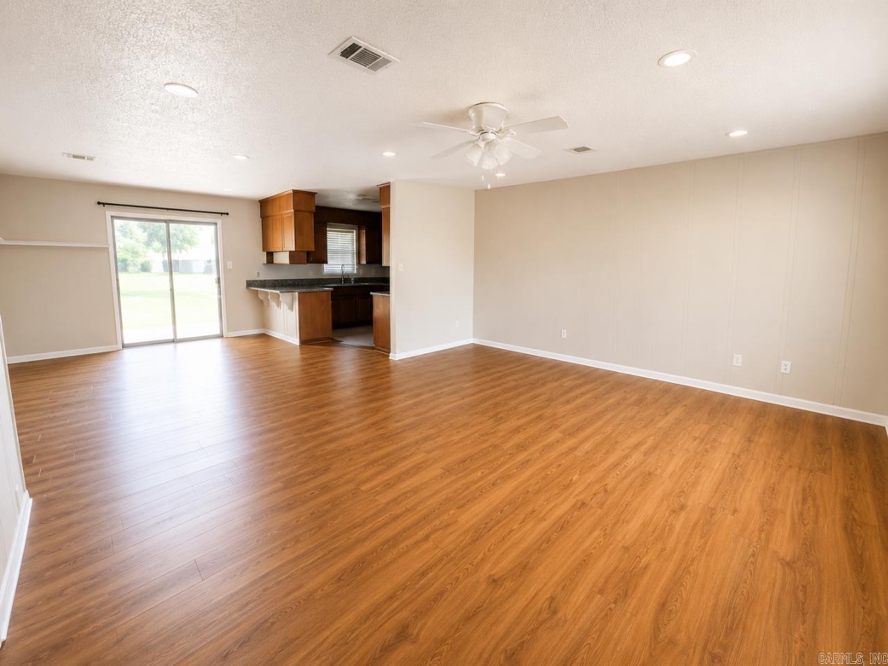 1326 Camellia Property Photo 8