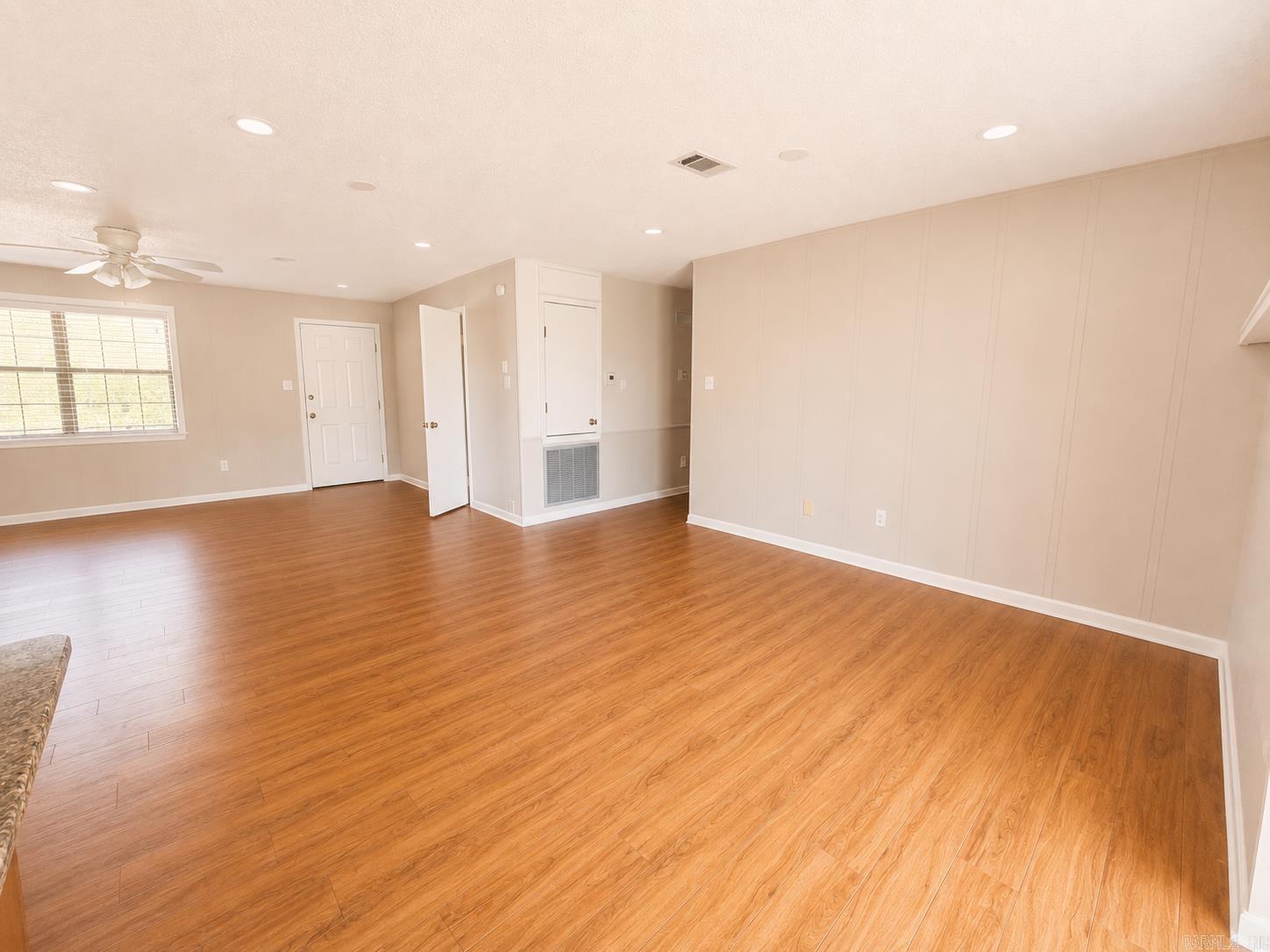 1326 Camellia Property Photo 11